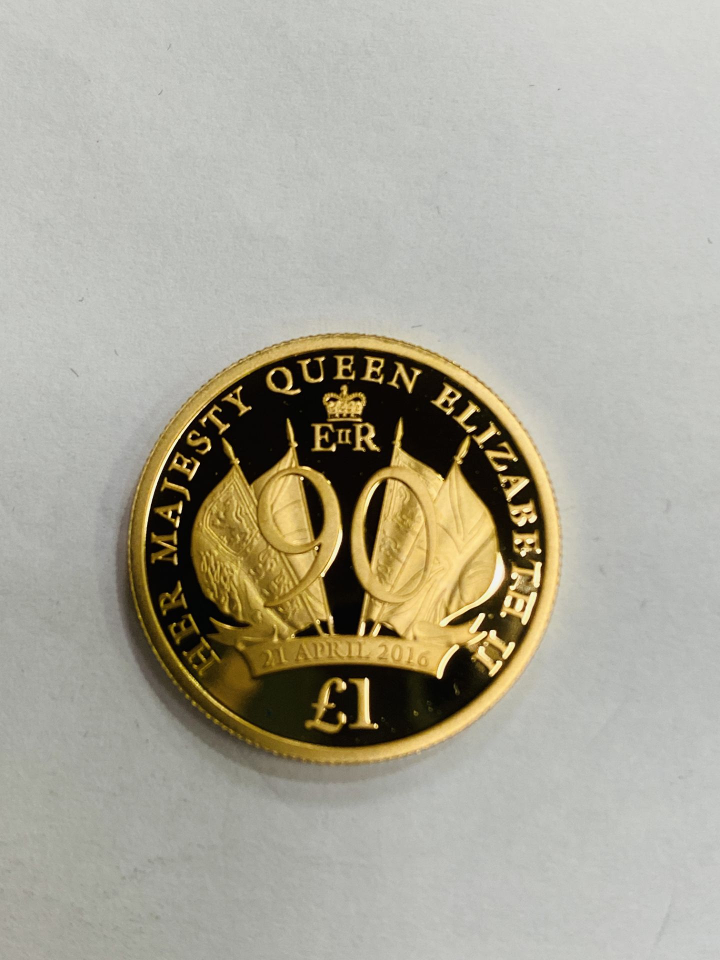 2016 Queen Elizabeth II 90th birthday £1 proof coin. - Bild 3 aus 4