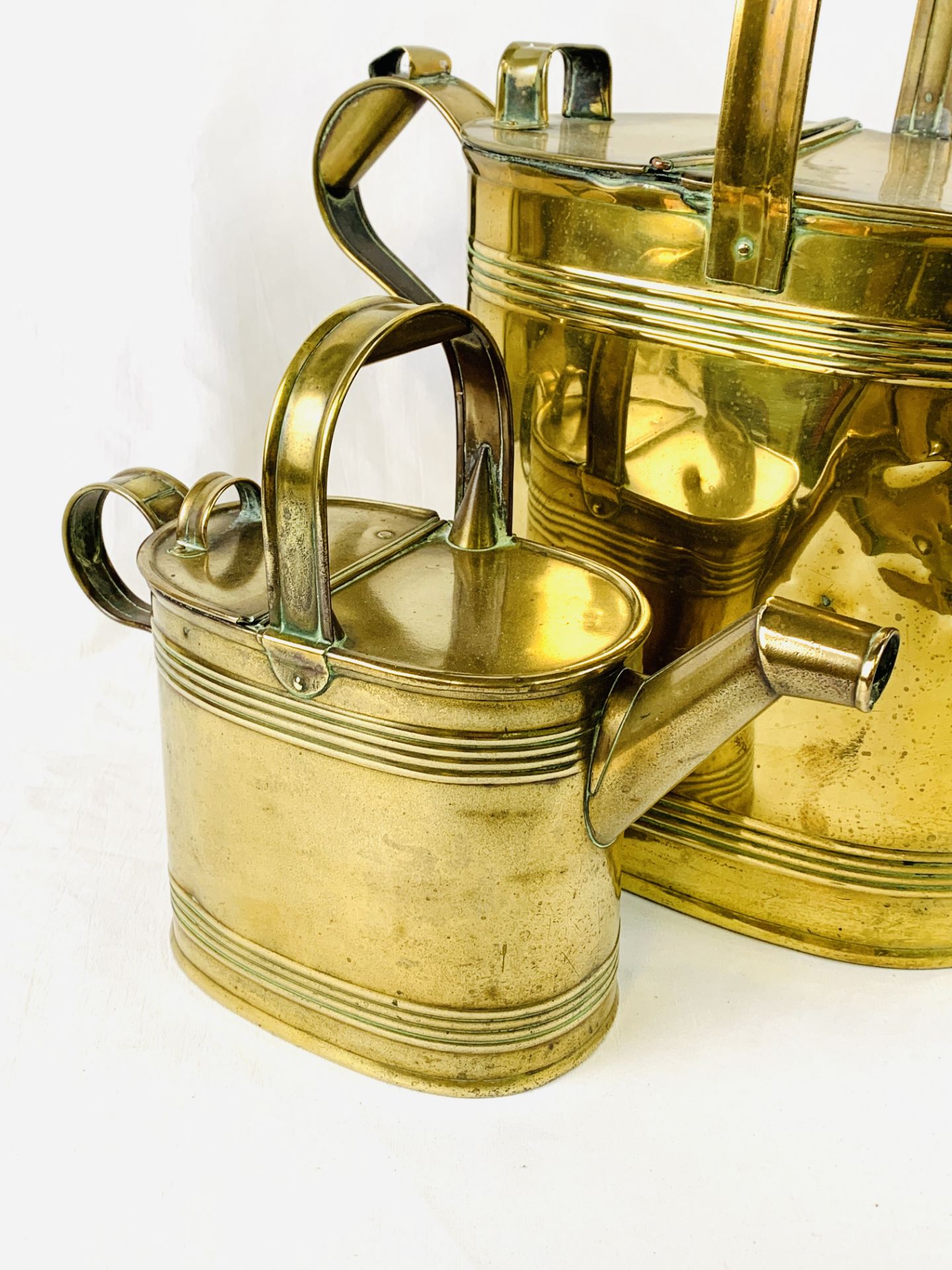 Two brass watering cans - Bild 3 aus 4