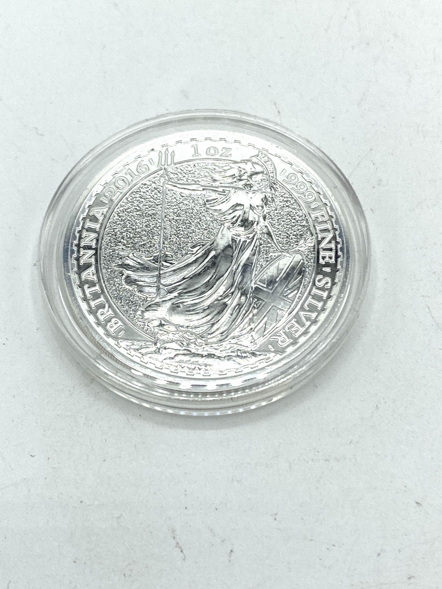 2 silver one ounce Britannia coins - Bild 5 aus 12