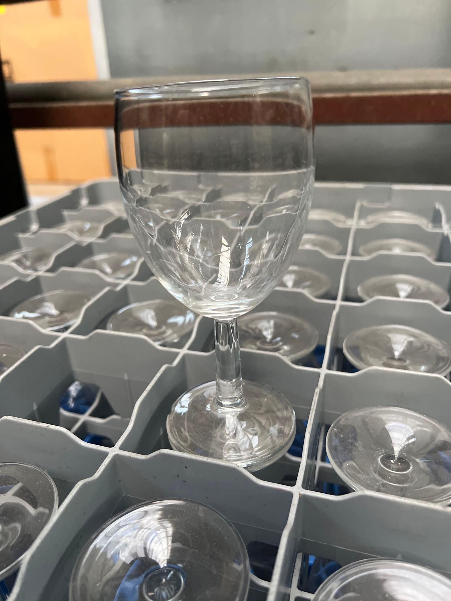 Tray of 36 wine glasses - Image 2 of 2