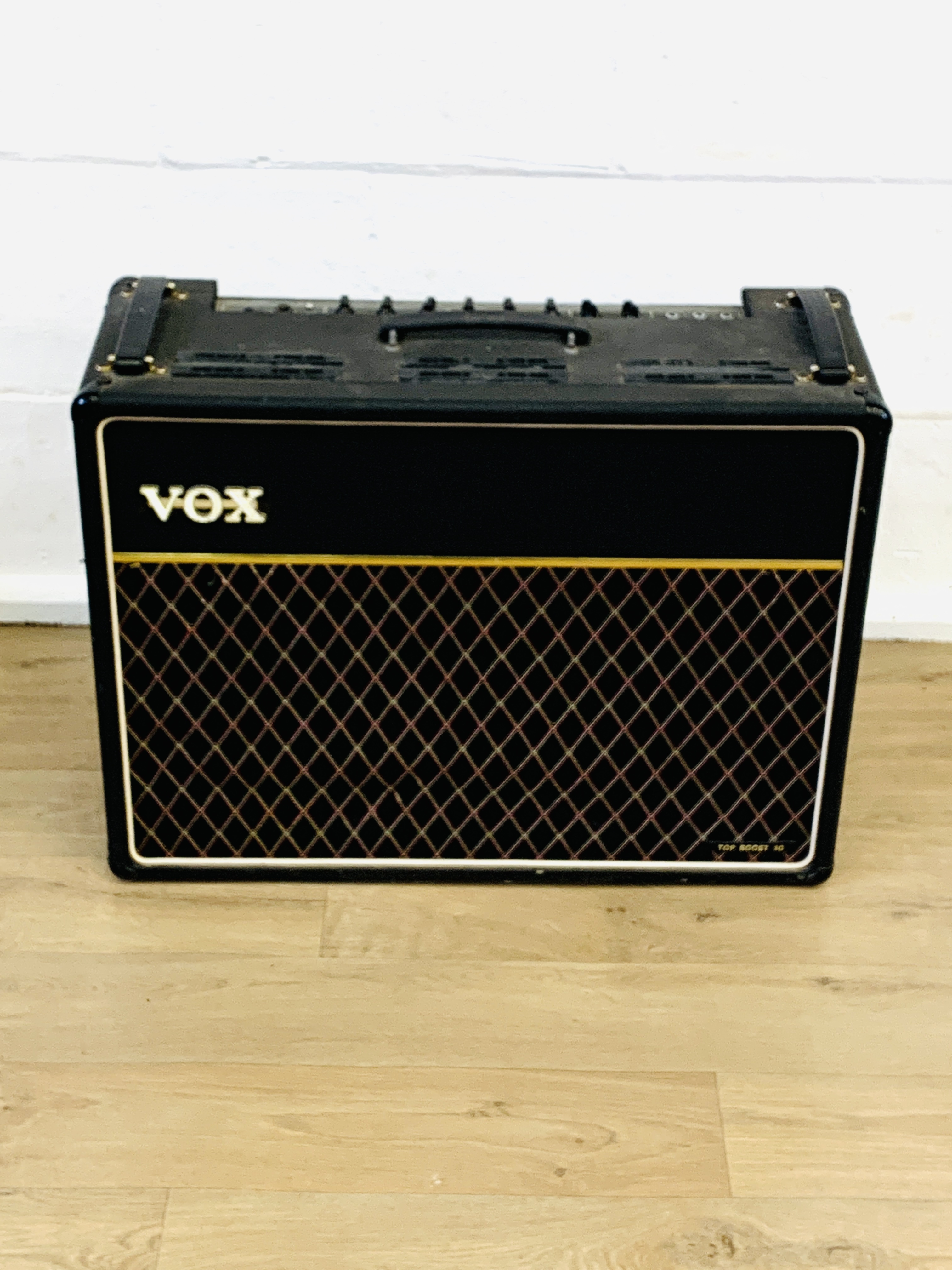 Vox AC30 TB guitar amplifier