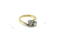 18ct gold diamond two stone ring