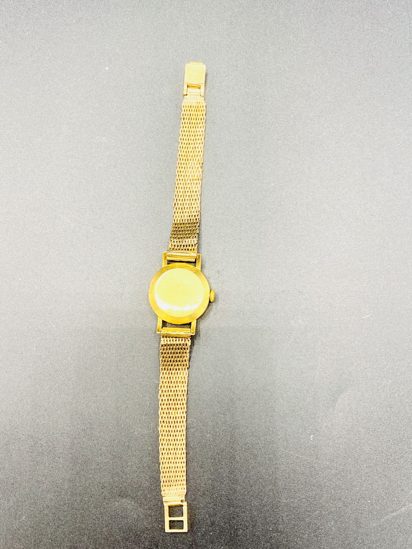 Longines 17 jewels manual wind ladies' wrist watch in 18ct gold case on 9ct gold strap - Image 4 of 6