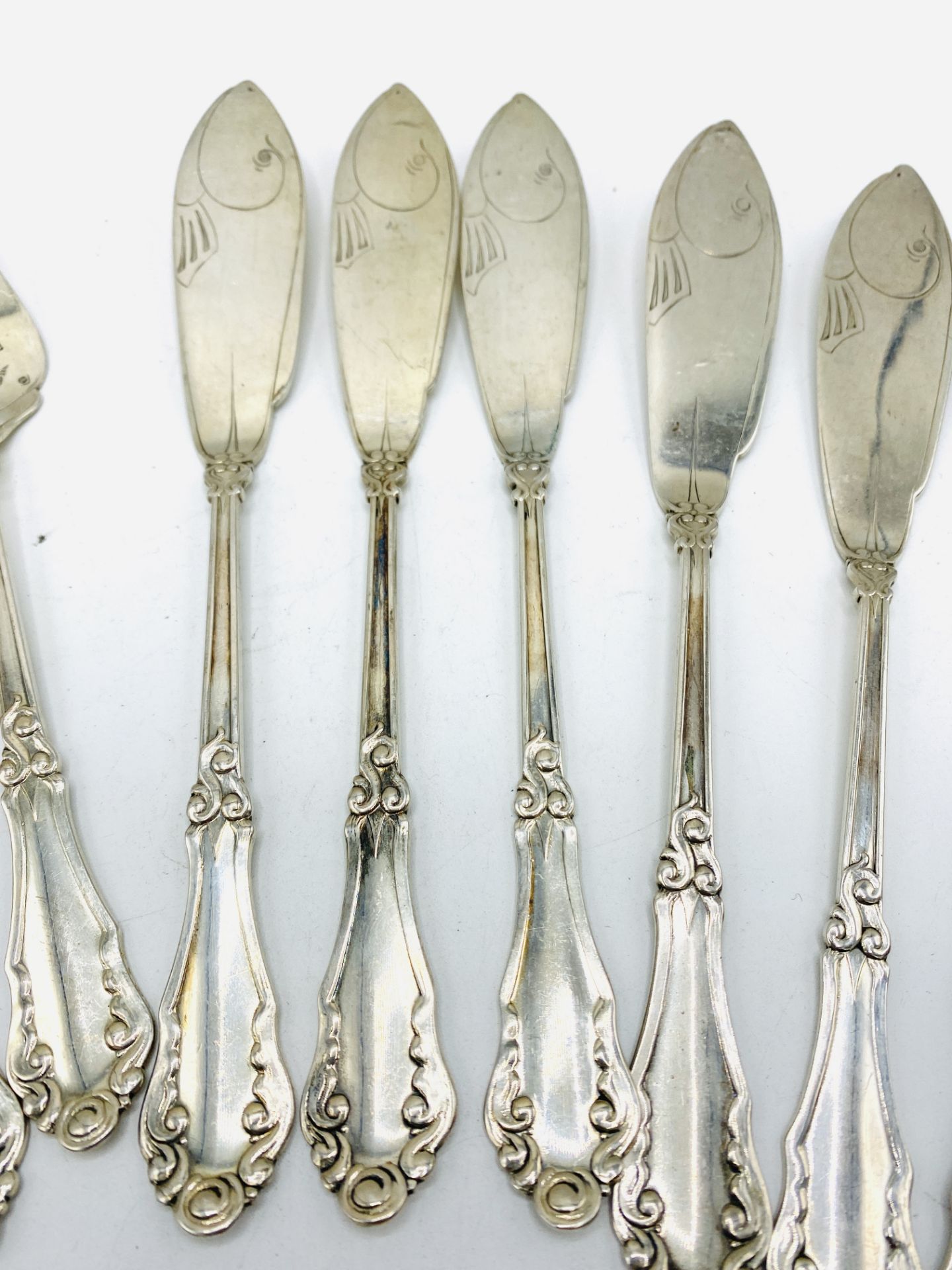 8 piece silver fish cutlery setting by Peter Hertz Of Denmark - Image 5 of 6