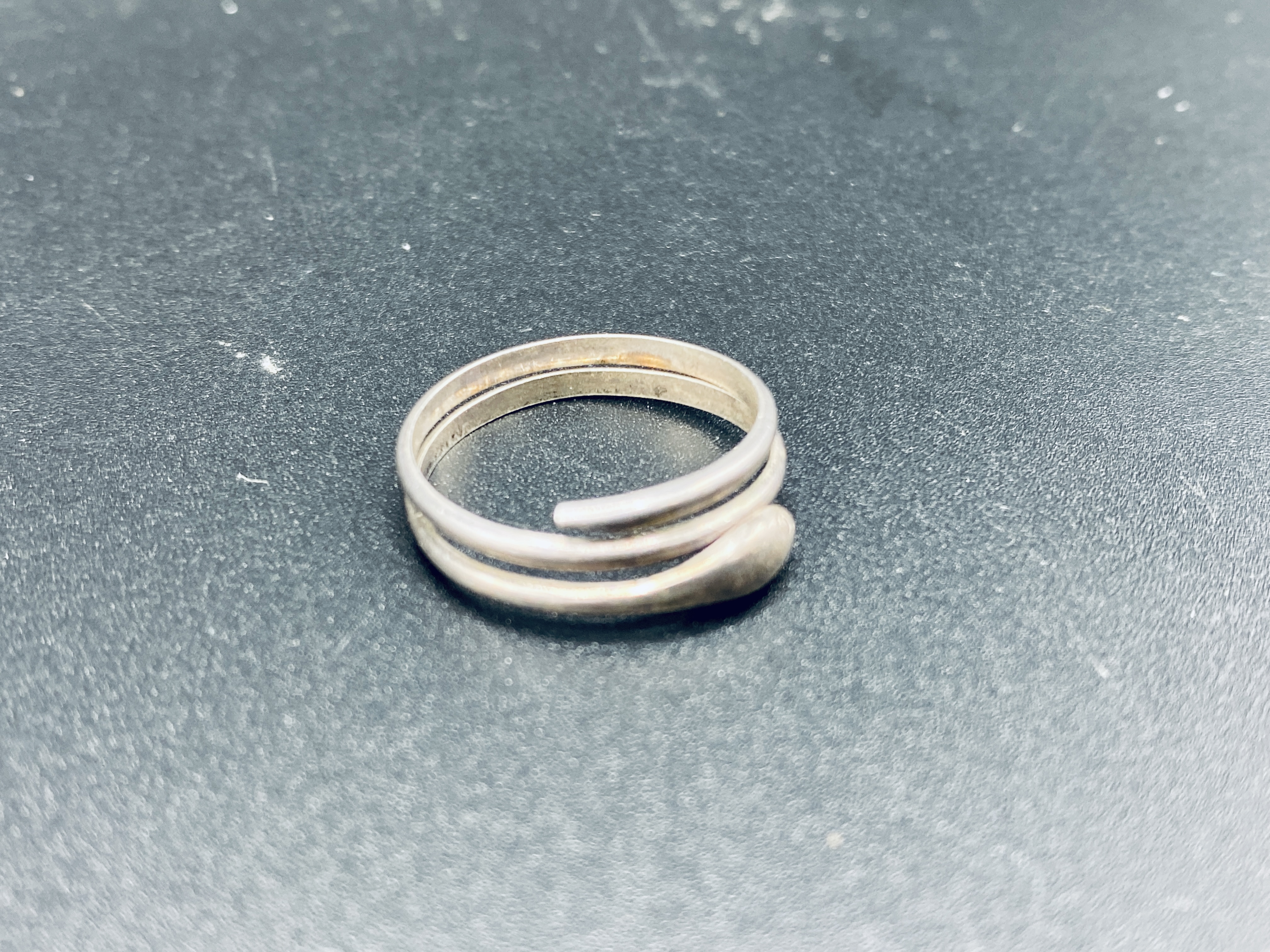 Eight assorted silver rings - Image 12 of 14