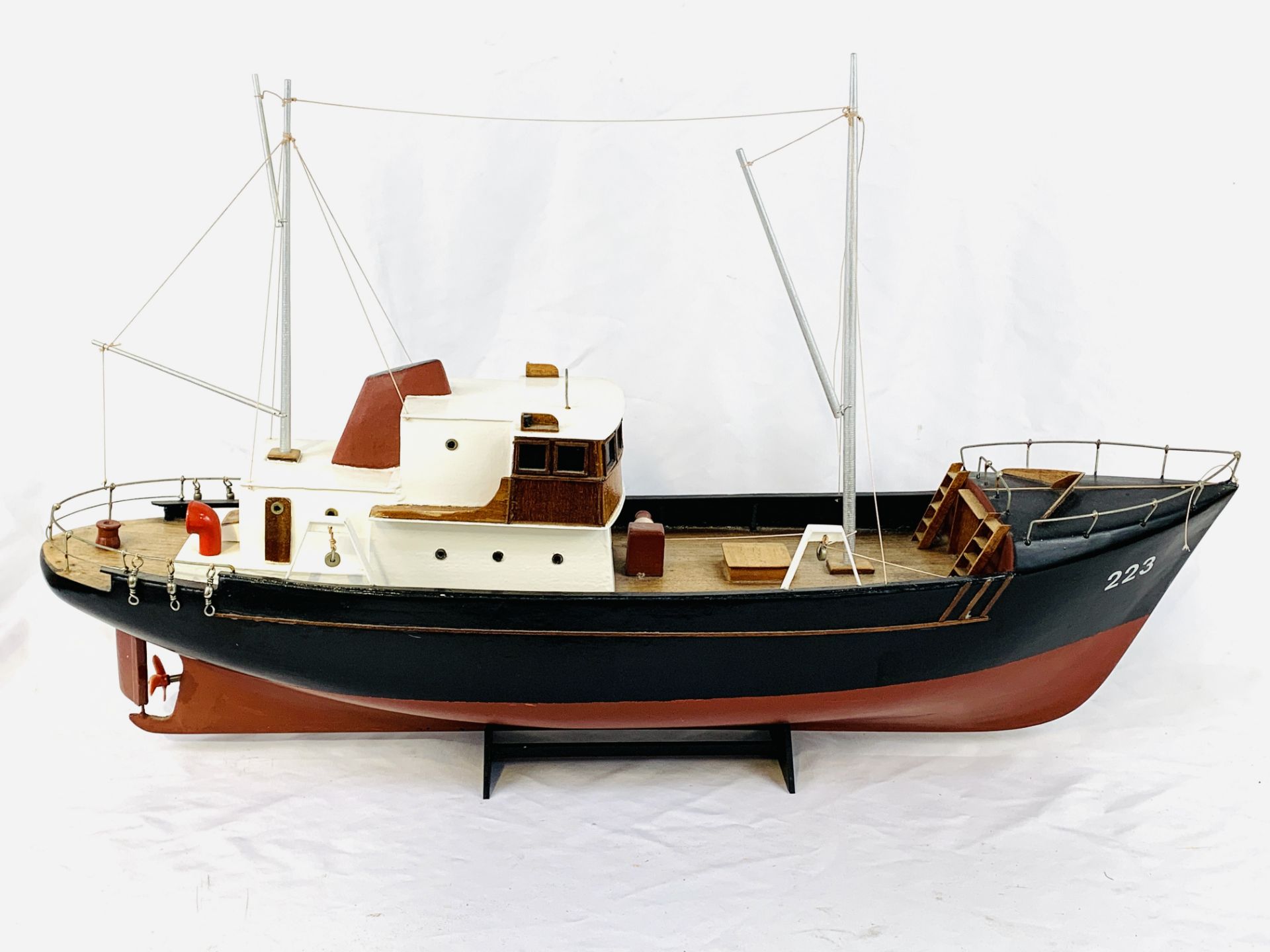 Three model boats - Image 13 of 14