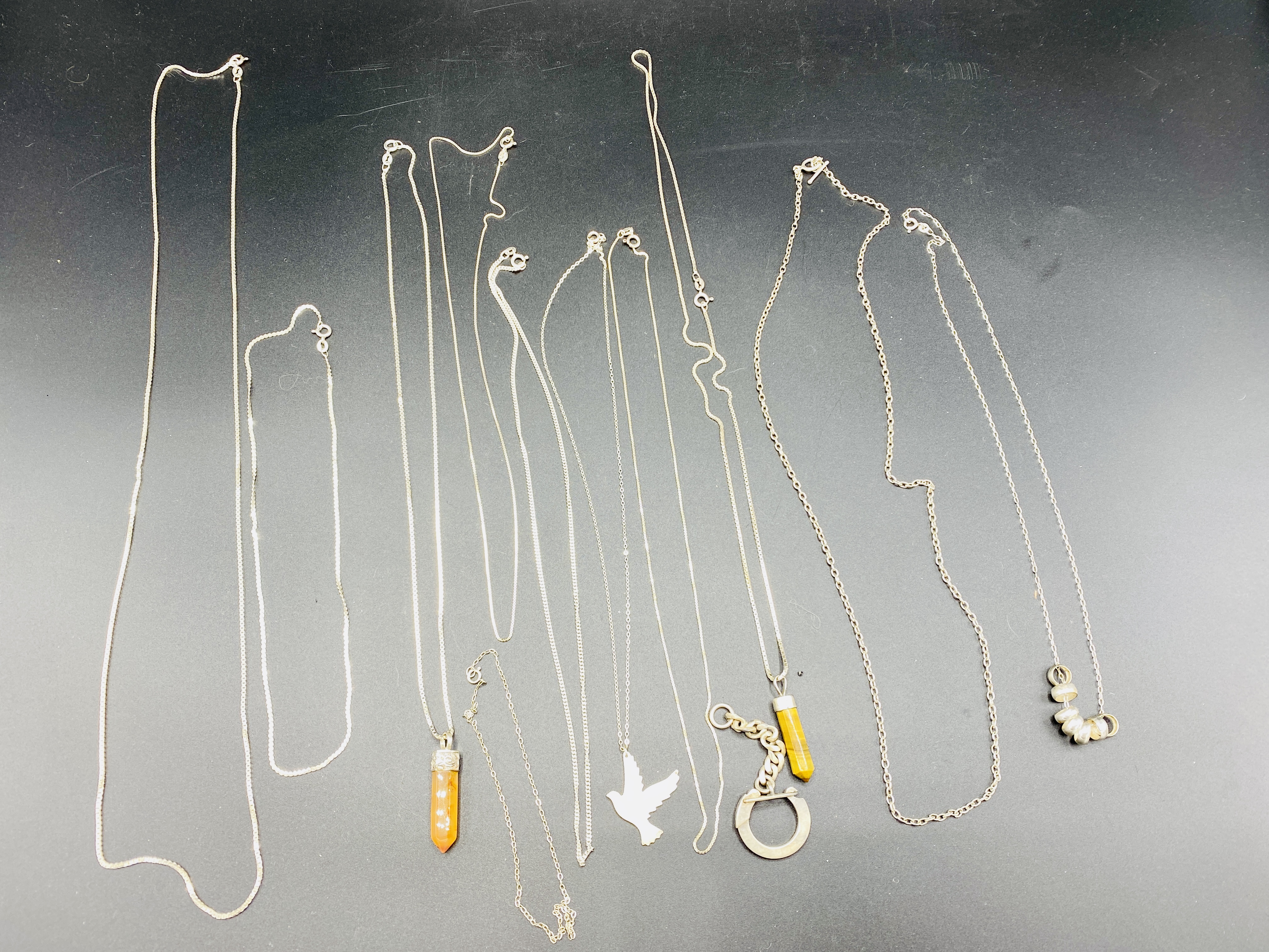 A quantity of silver jewellery - Image 14 of 37
