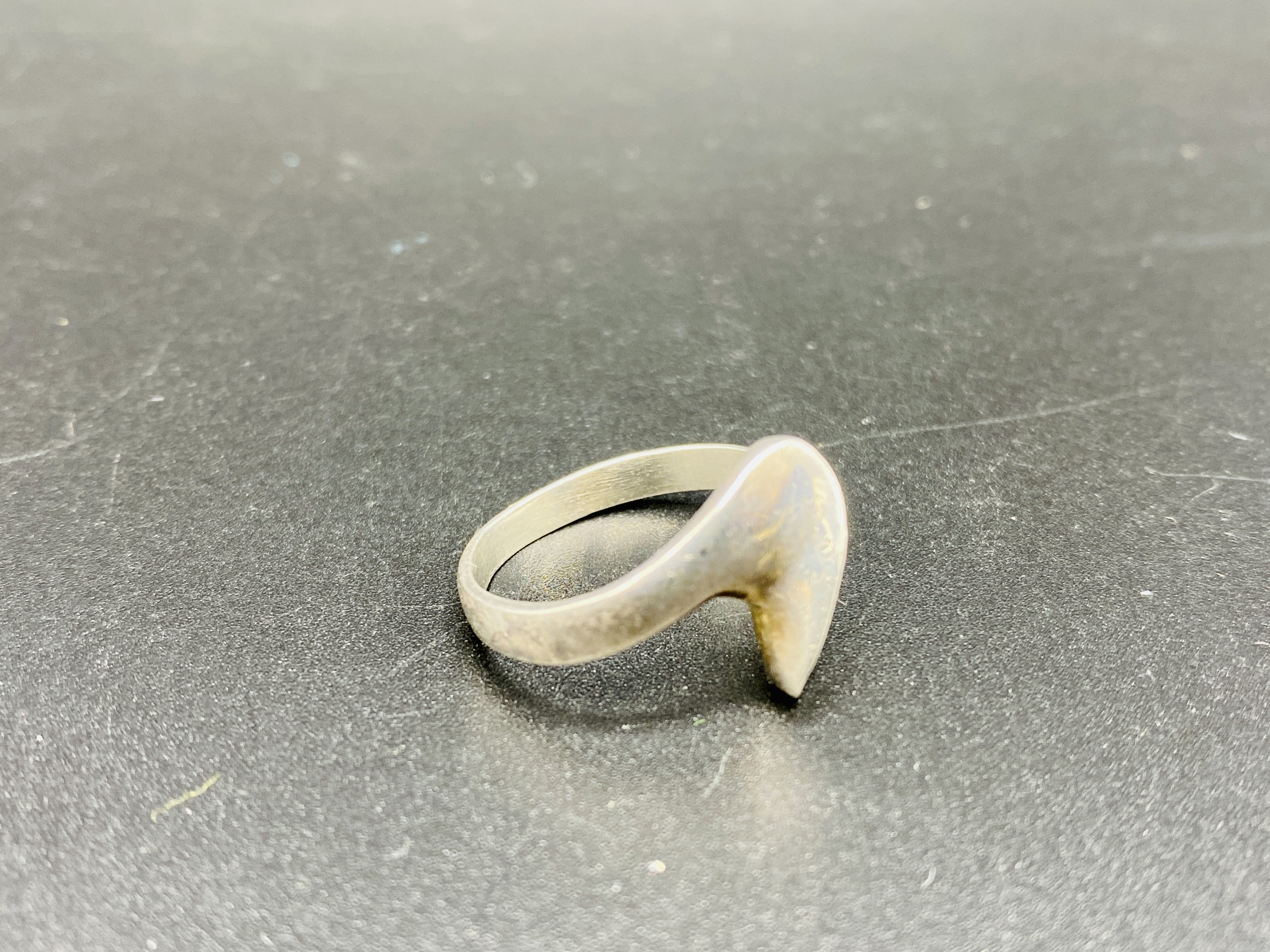 Eight assorted silver rings - Image 2 of 14