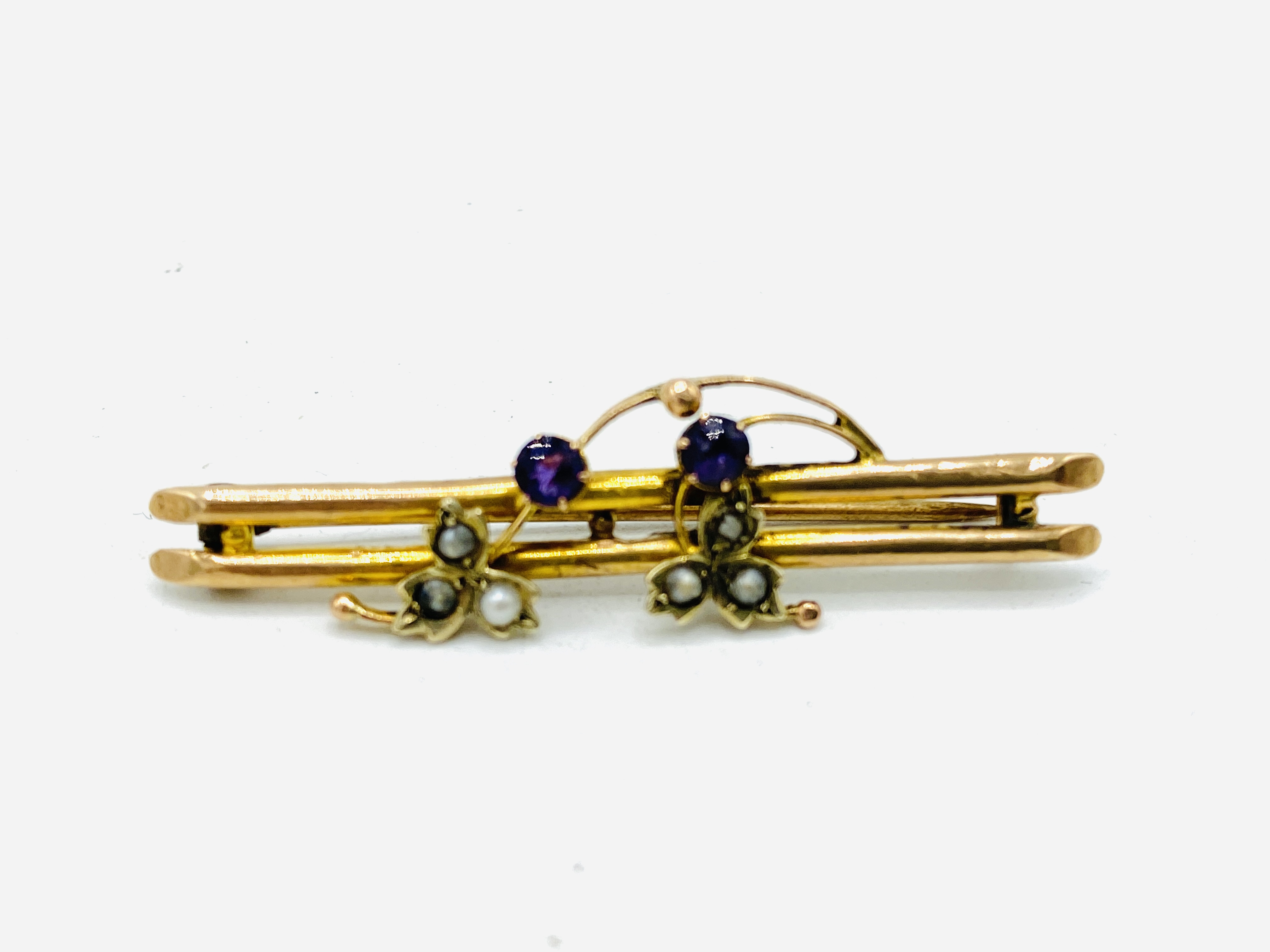 Three 9ct gold, stone set, Edwardian bar brooches - Image 5 of 8