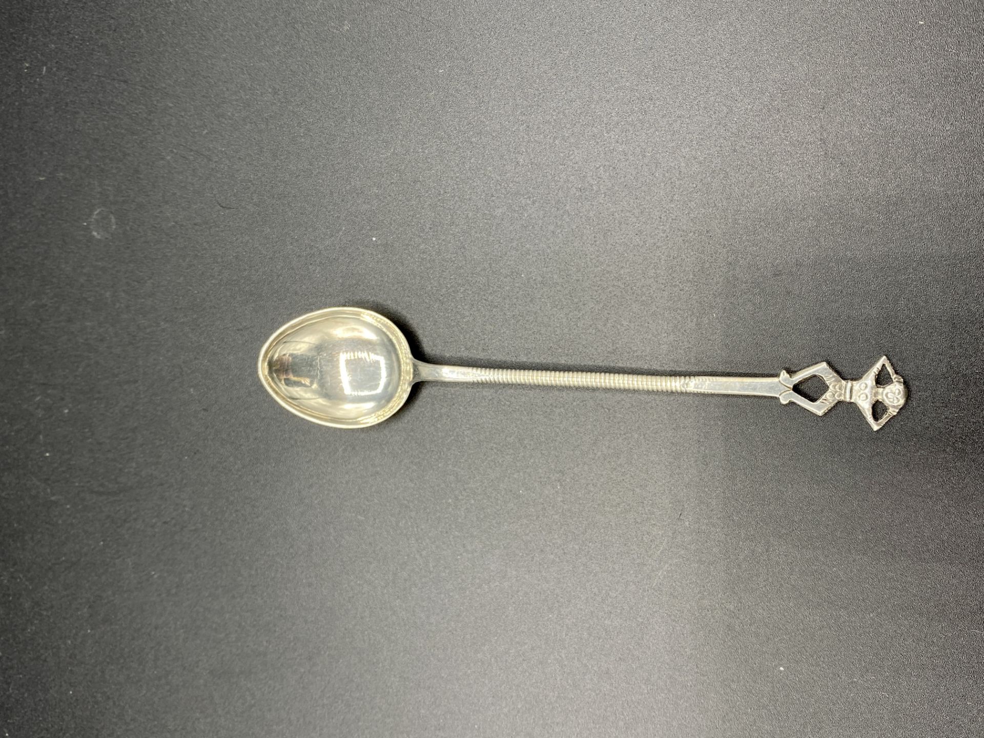 Collection of silver and silver plate items - Image 36 of 64