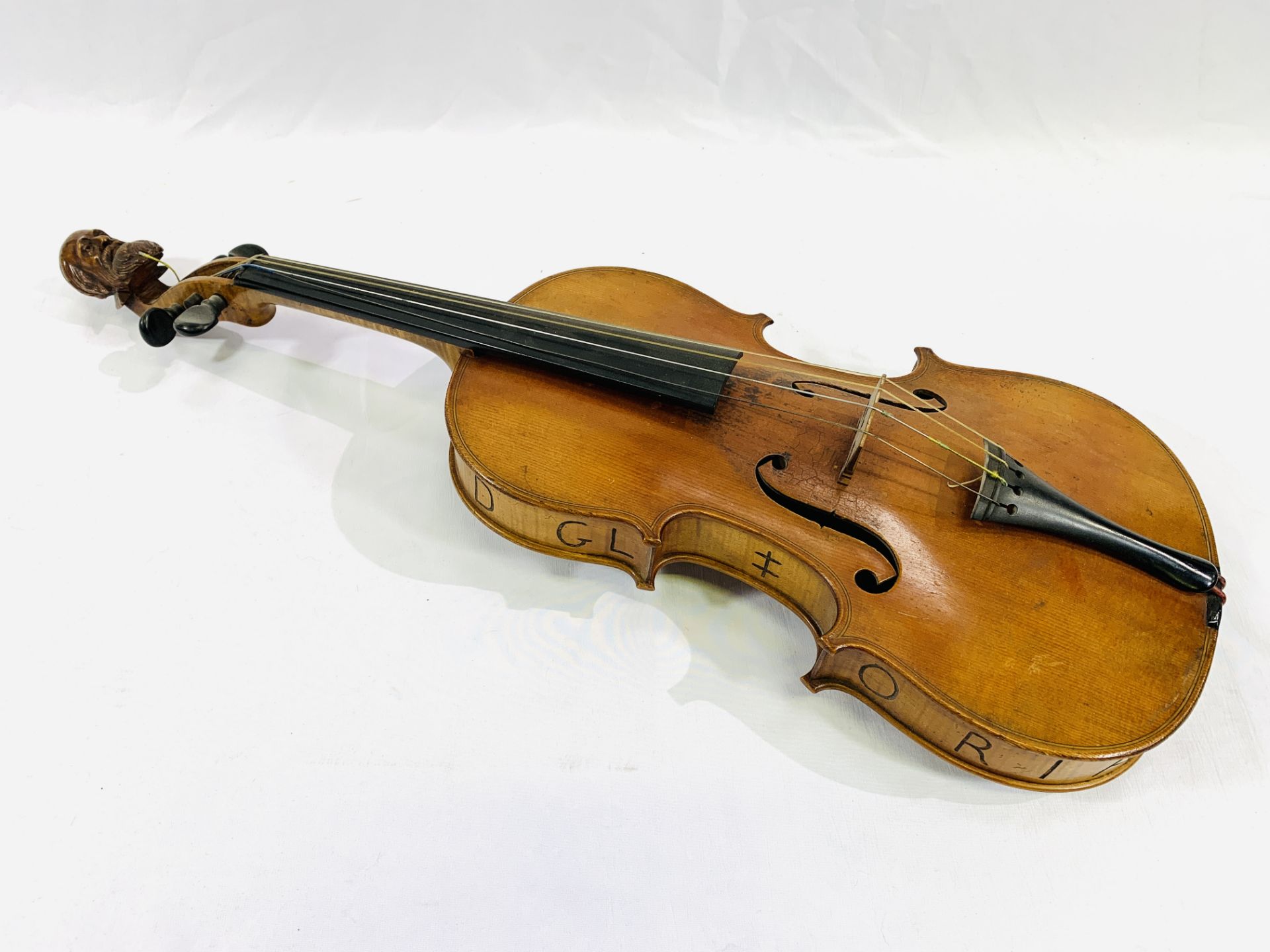 A violin with label, Petit Jean Aine