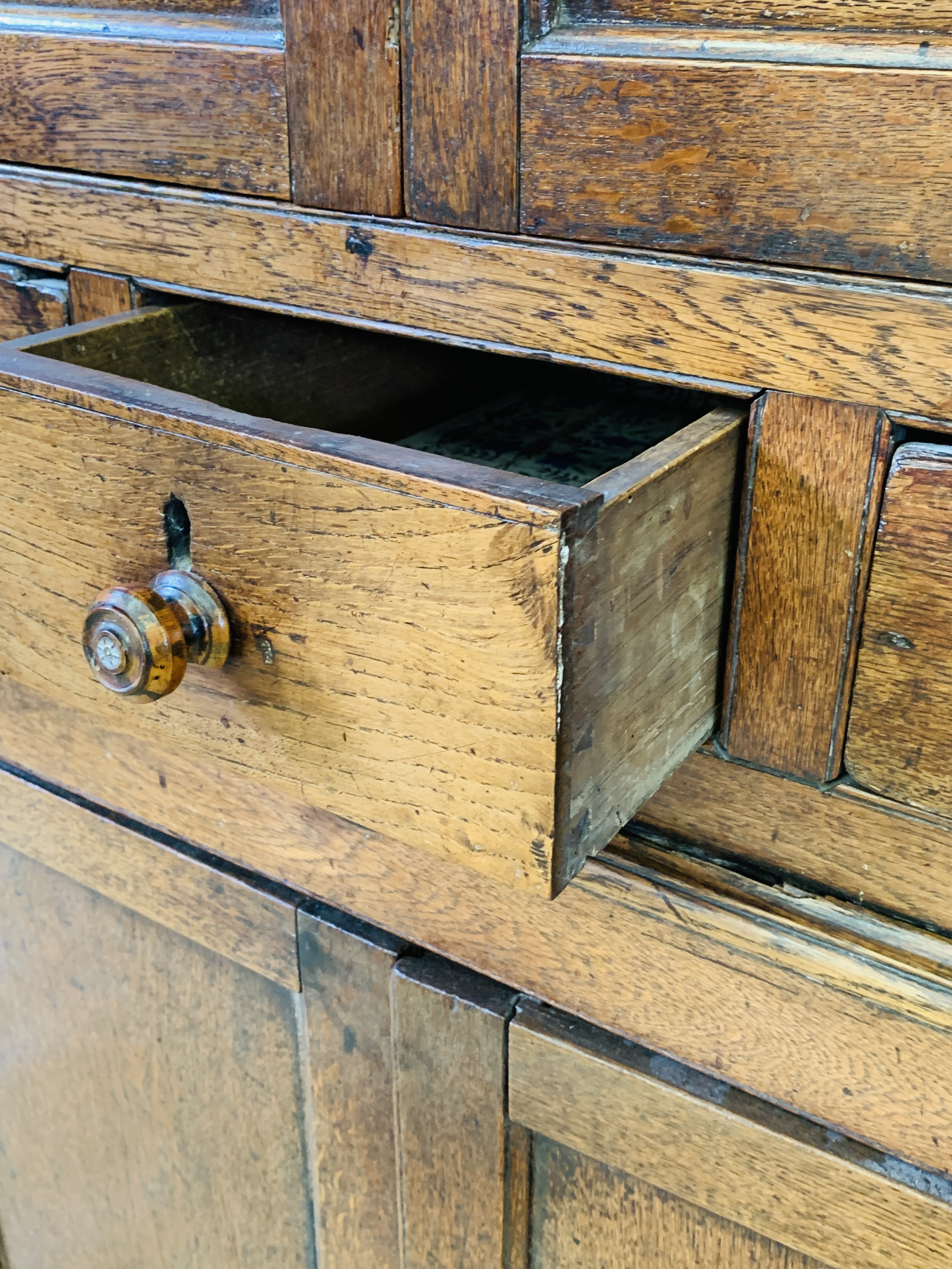 Mahogany floor standing corner cupboard - Image 4 of 7