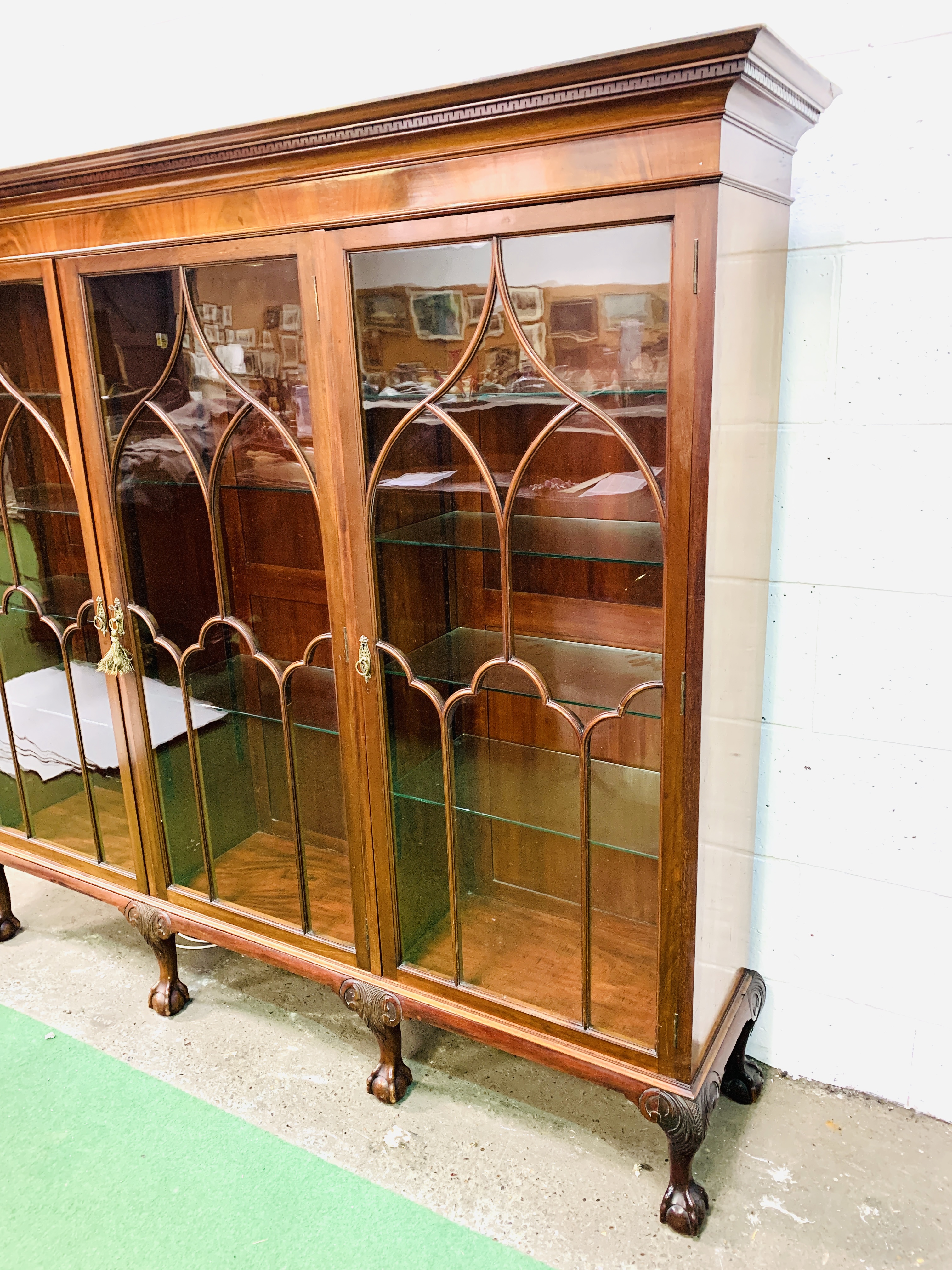 Victorian mahogany triple fronted bookcase - Image 6 of 7