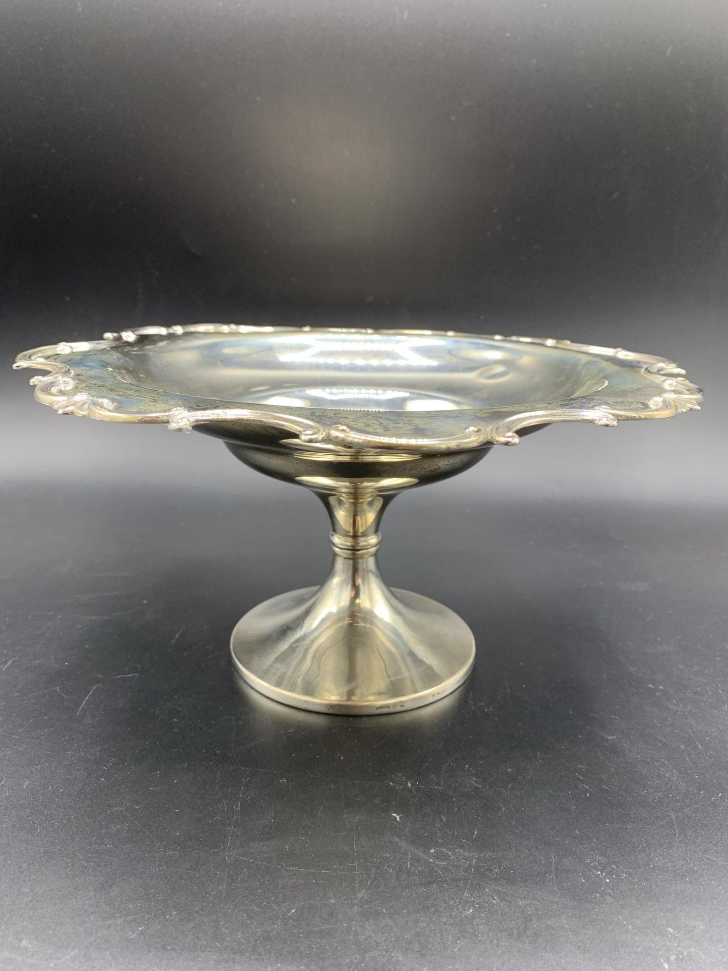 Silver dish on stand, 1926 - Image 2 of 4