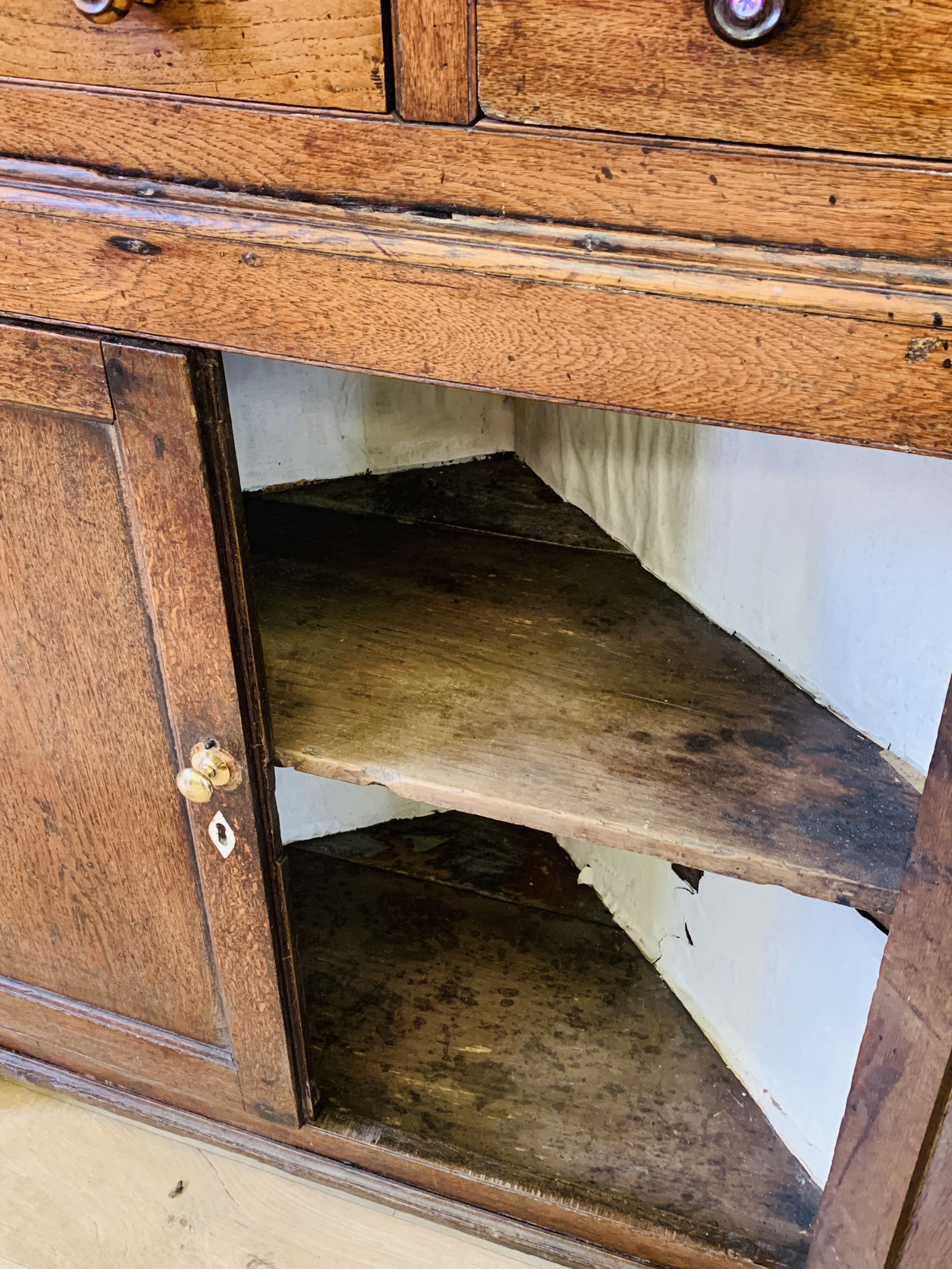 Mahogany floor standing corner cupboard - Image 7 of 7