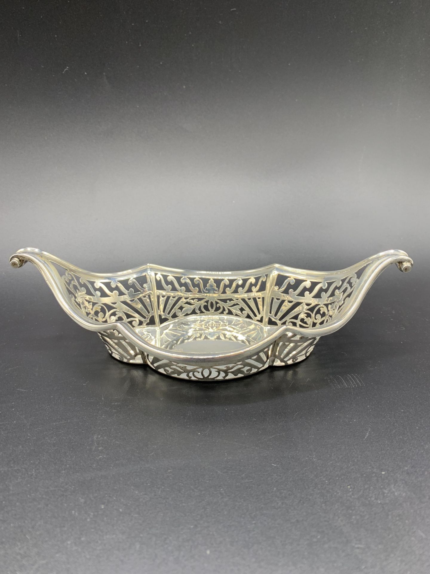 Goldsmith and Silversmiths silver basket 1903