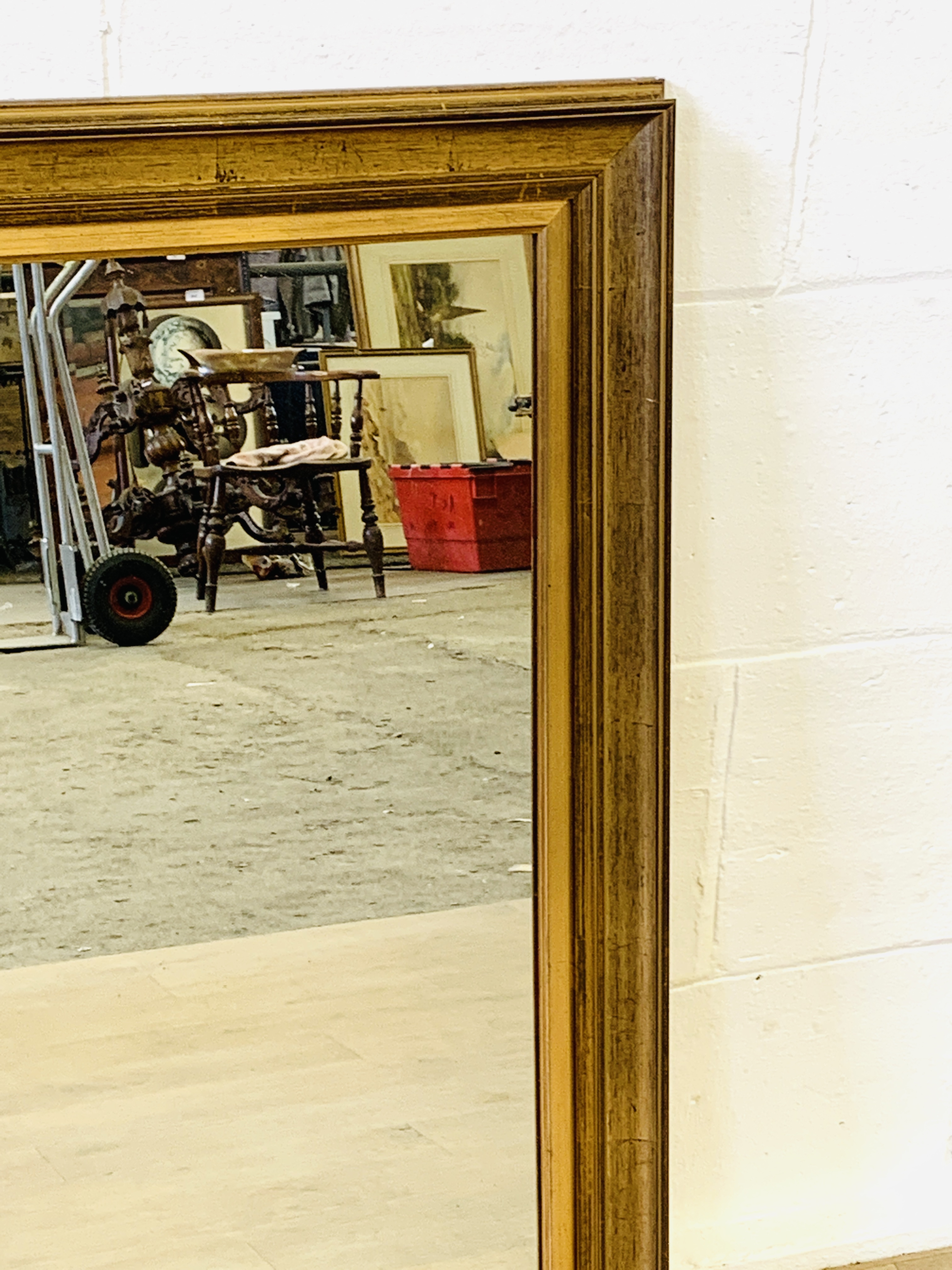 Gilt frame wall mirror - Image 3 of 4