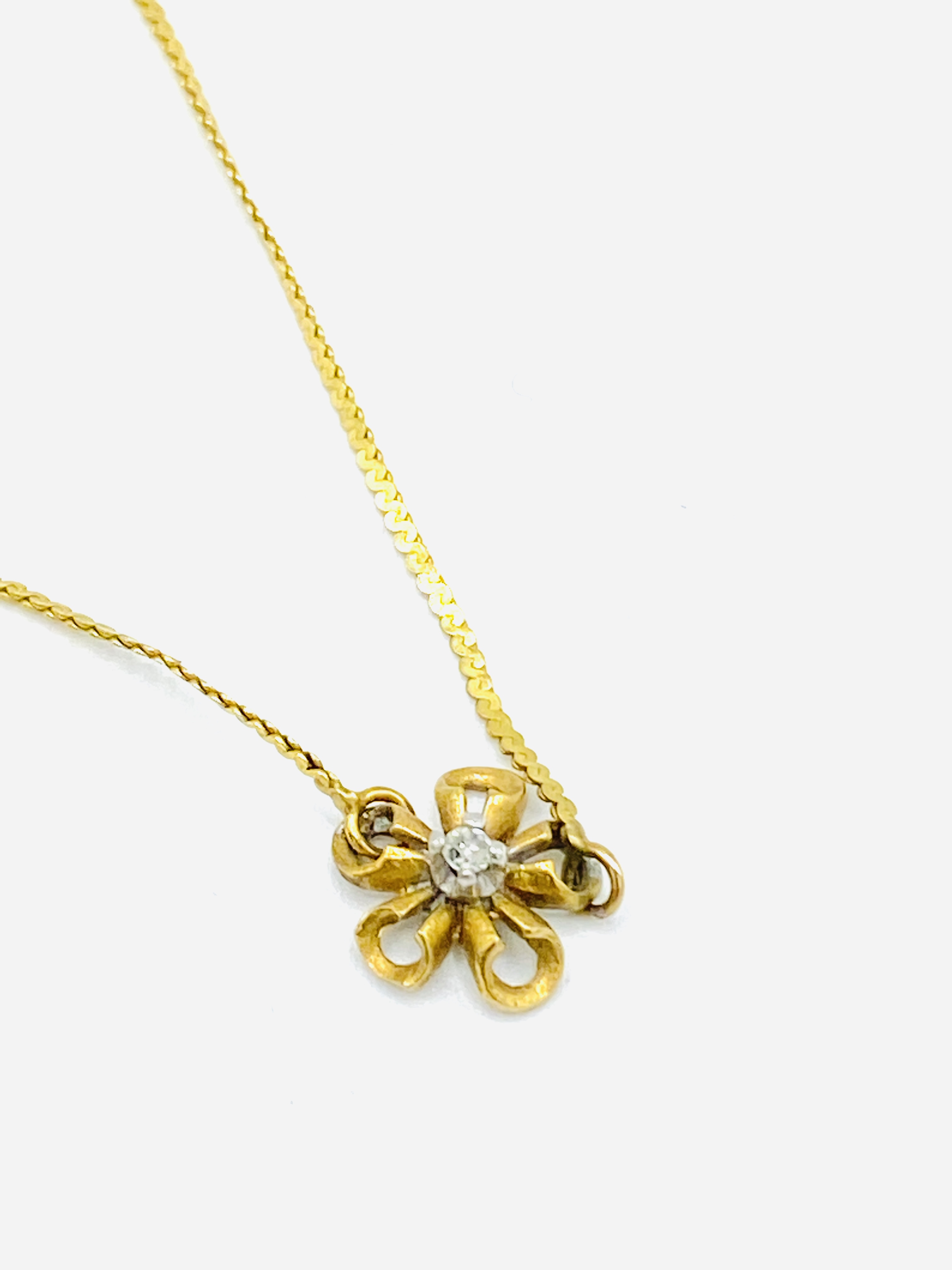 9ct gold and diamond necklace; together with a 9ct gold chain - Image 2 of 4