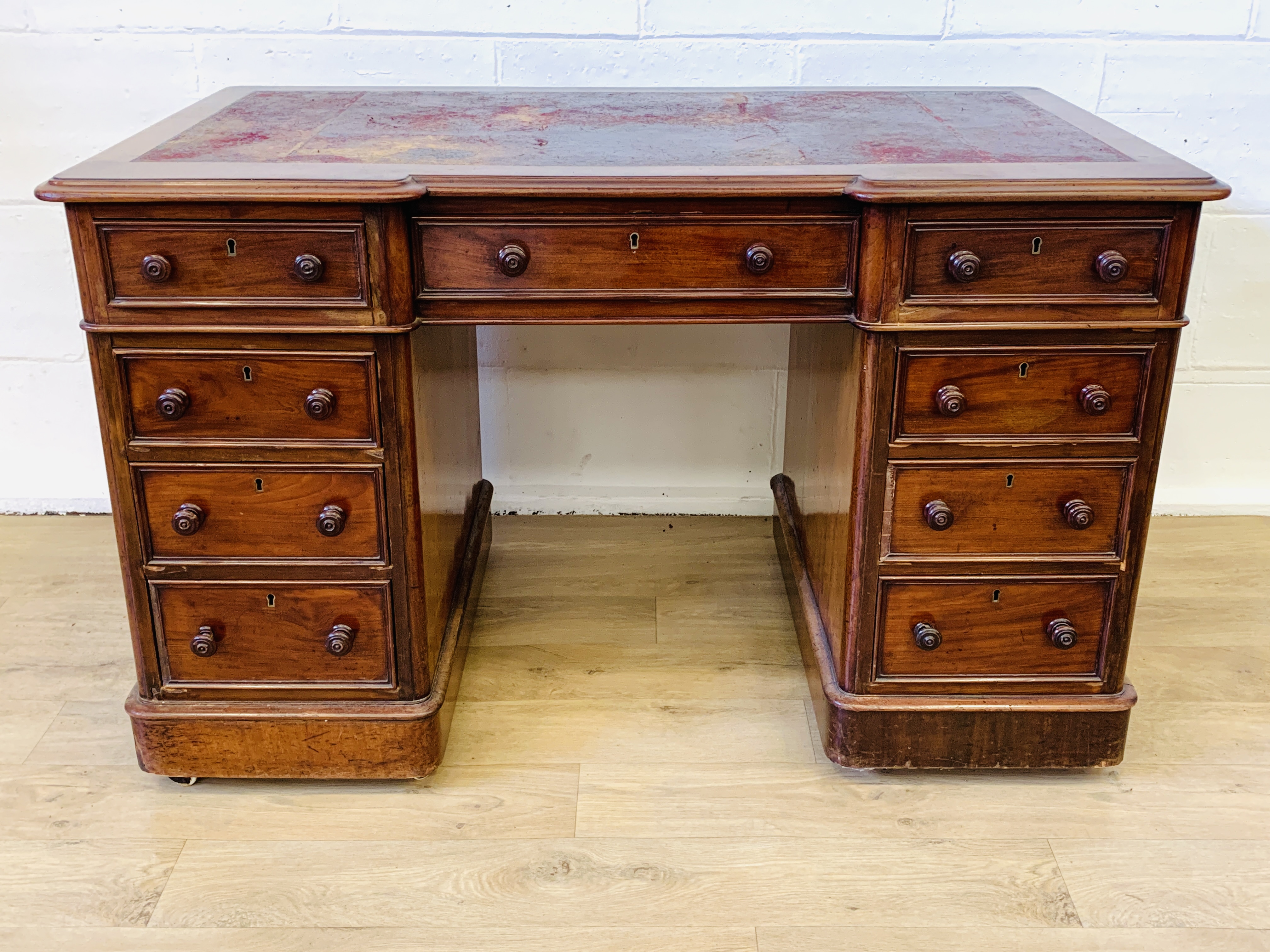 Mahogany breakfront desk (Grey Goose, 57 Great Queen Street )