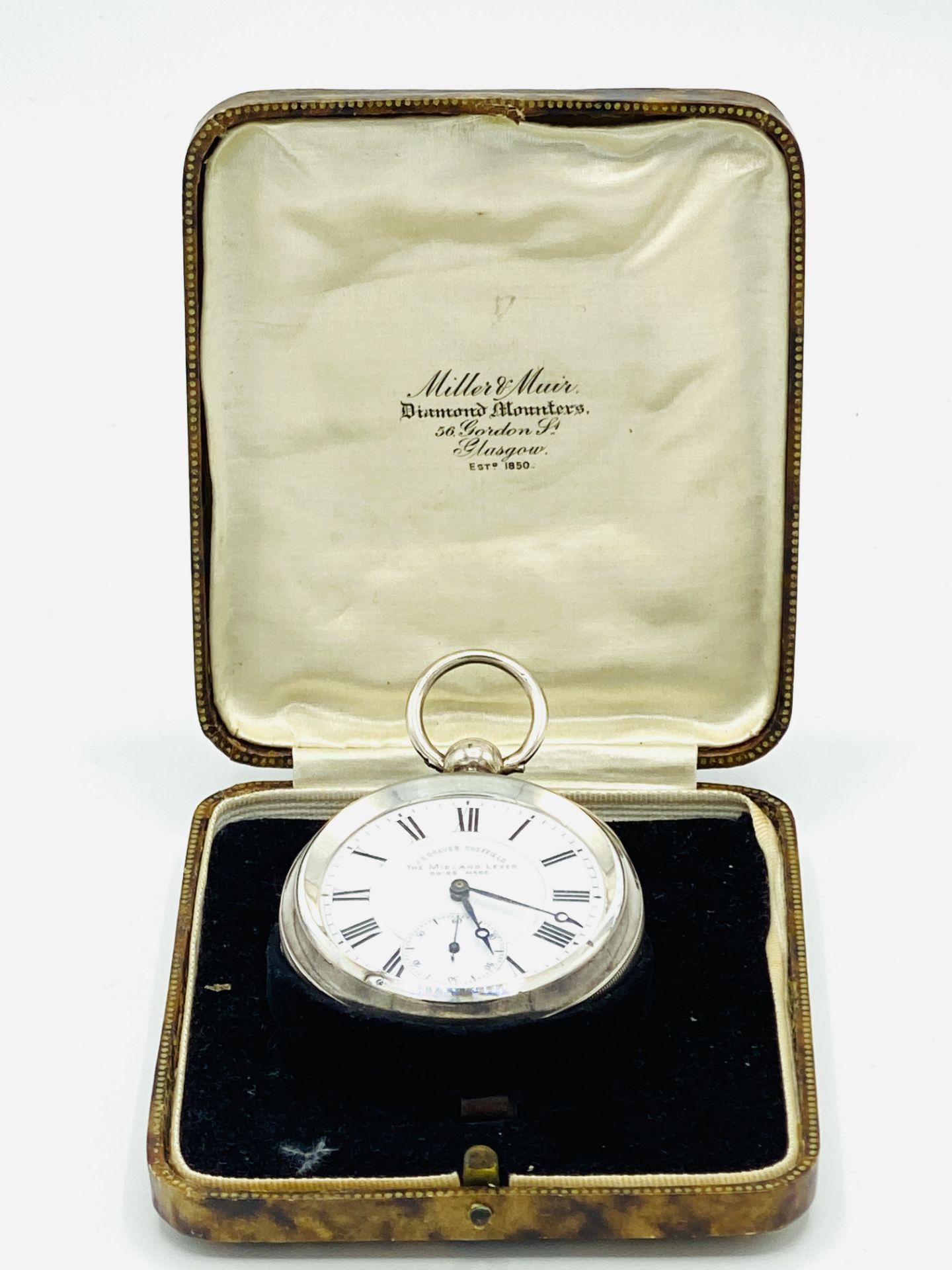 A silver cased pocket watch - Image 4 of 4