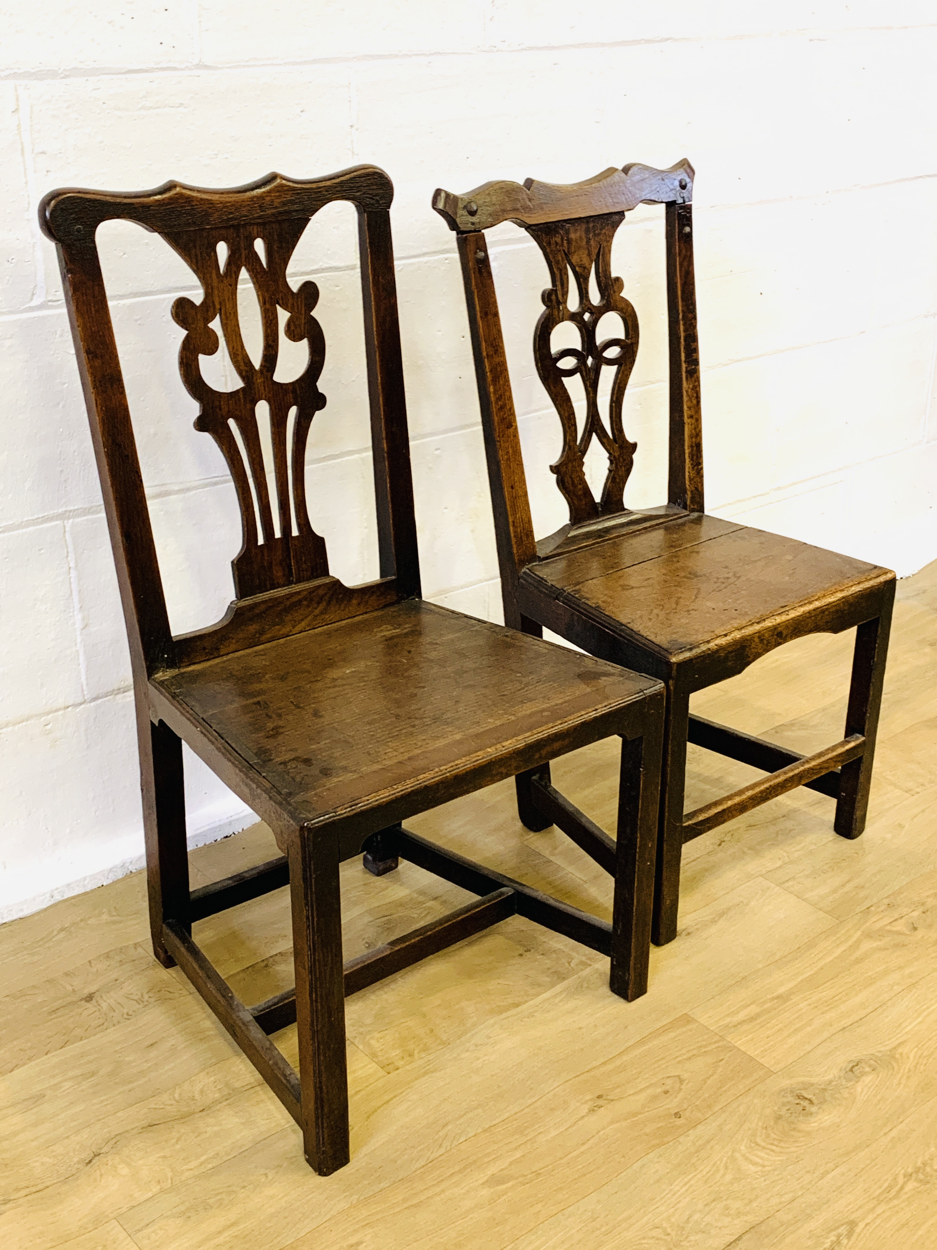 Two elm seat dining chairs - Image 3 of 5