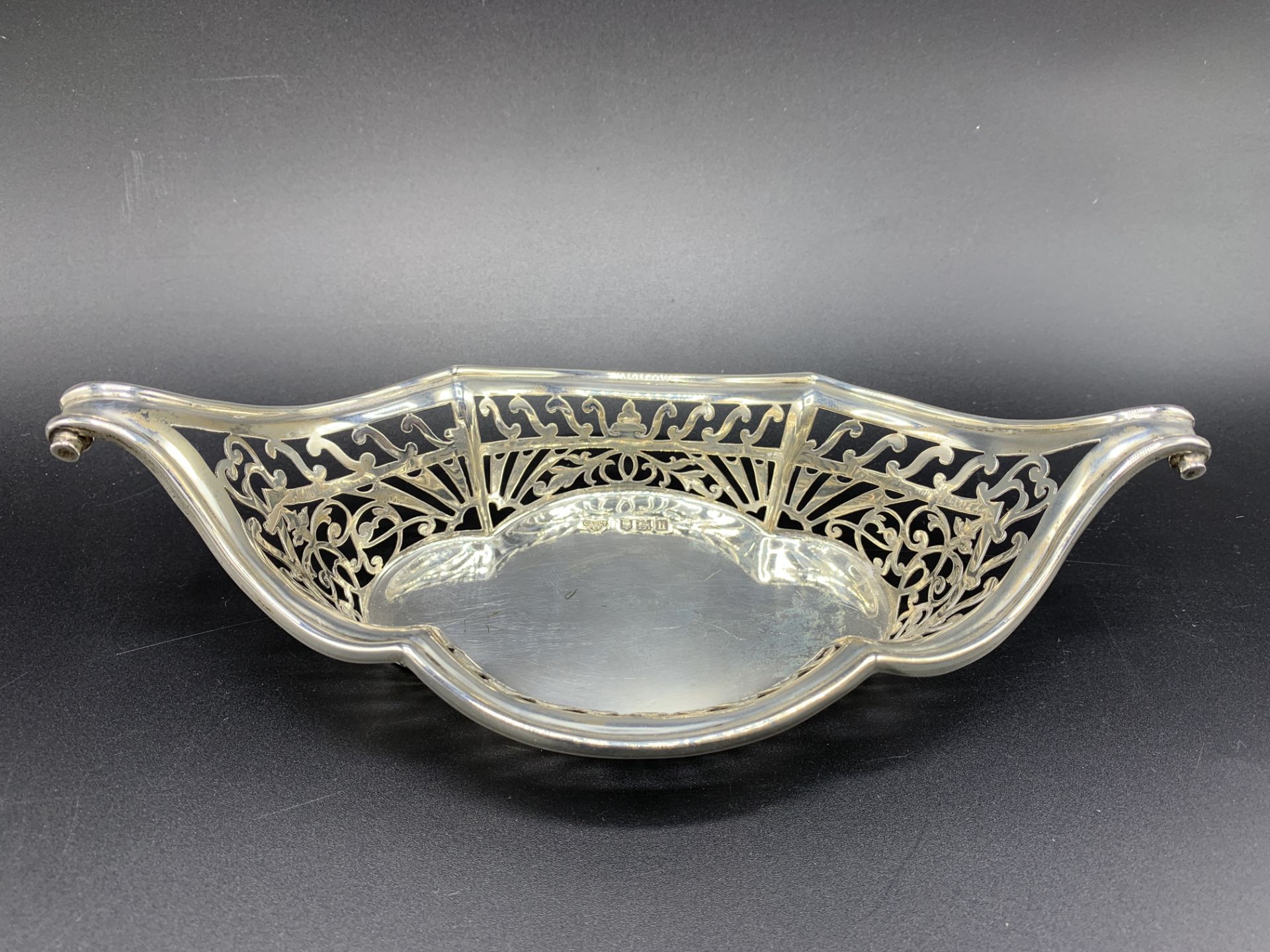 Goldsmith and Silversmiths silver basket 1903 - Image 2 of 3