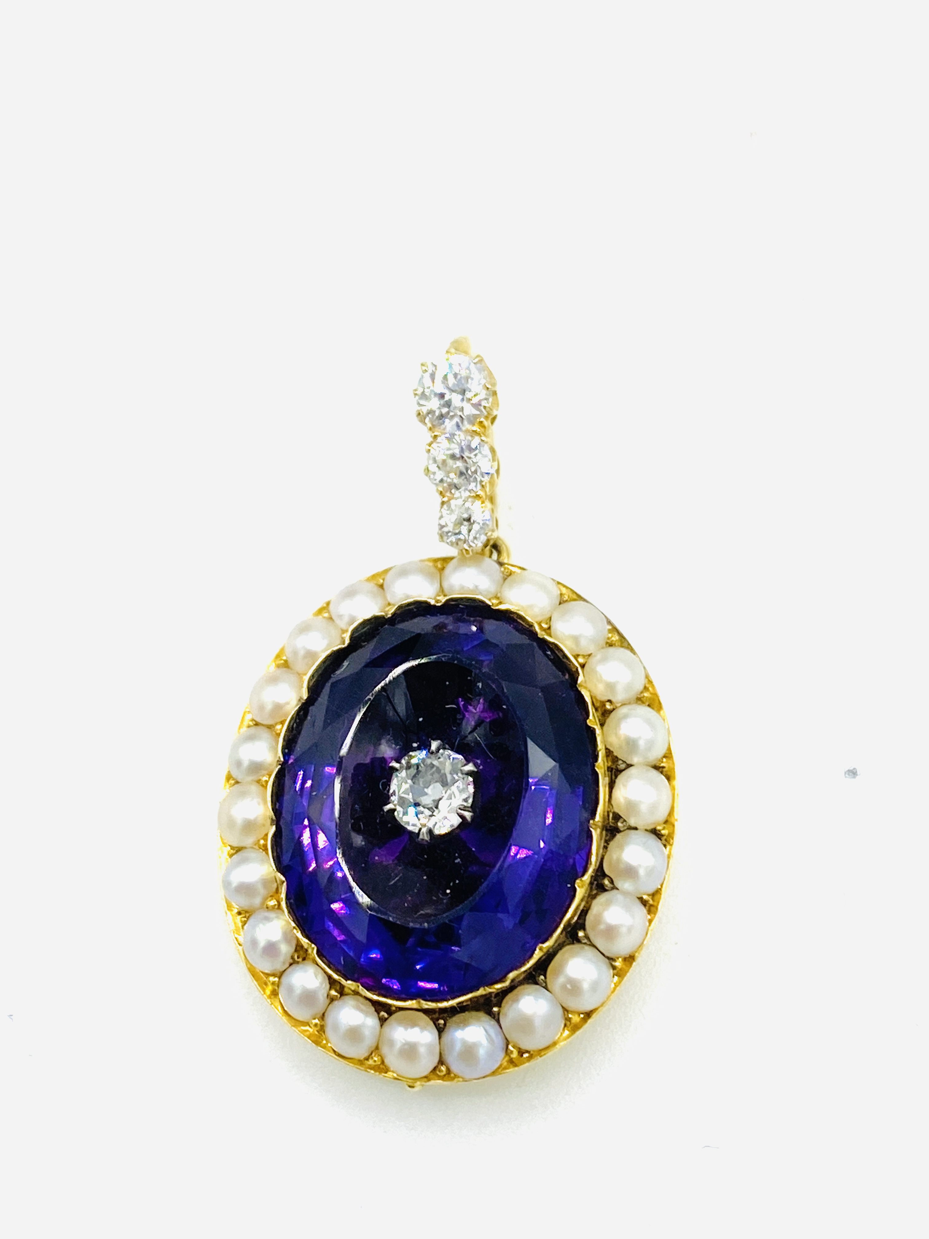 Victorian gold, amethyst and diamond pendant and earring set - Image 4 of 10