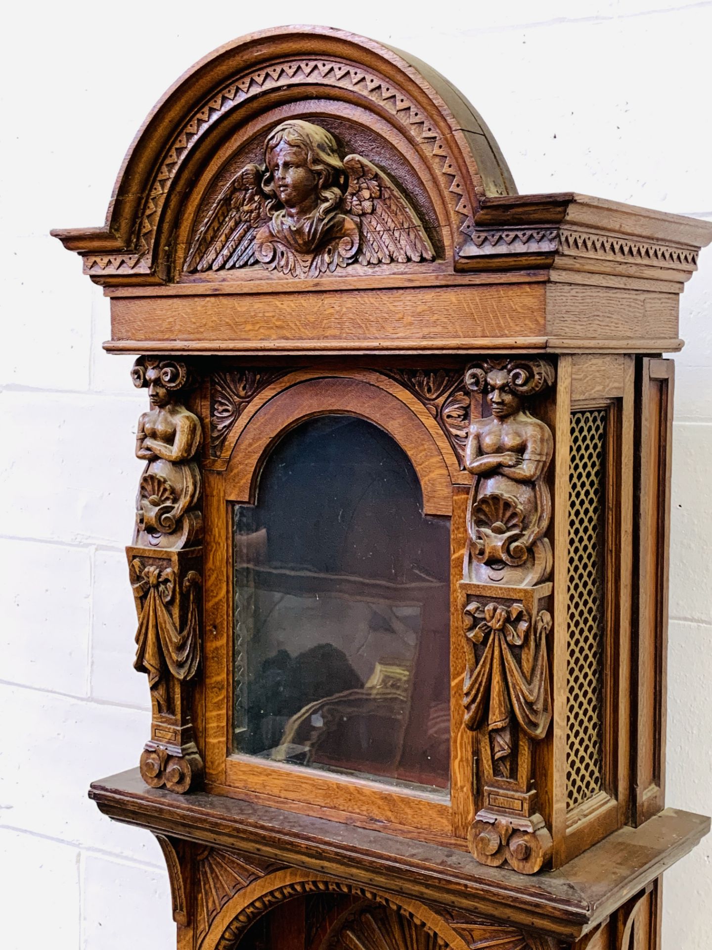 Victorian carved oak longcase clock case - Image 5 of 5