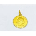 18ct gold medallion