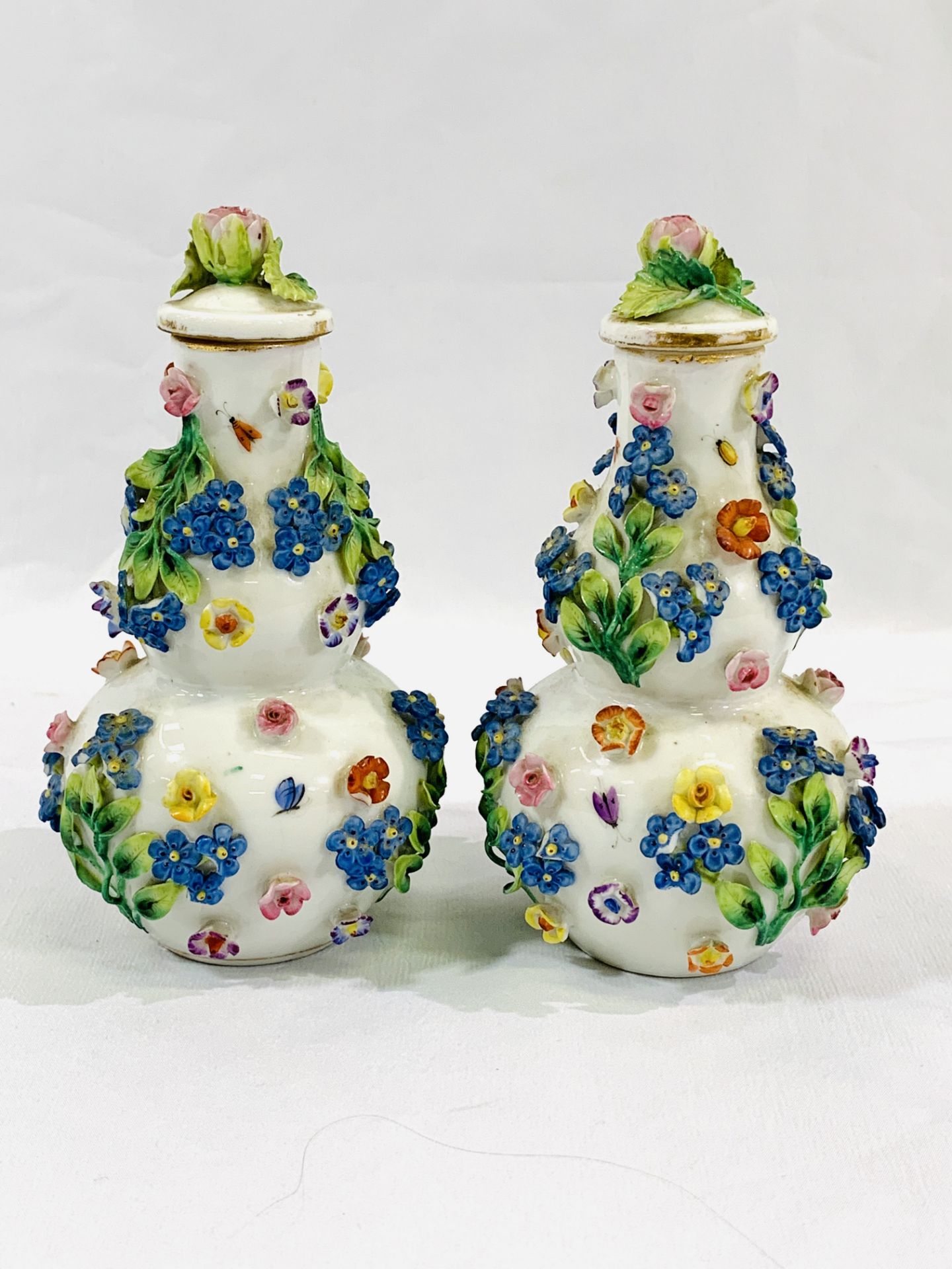 A pair of Augustus Rex porcelain vases - Image 2 of 4