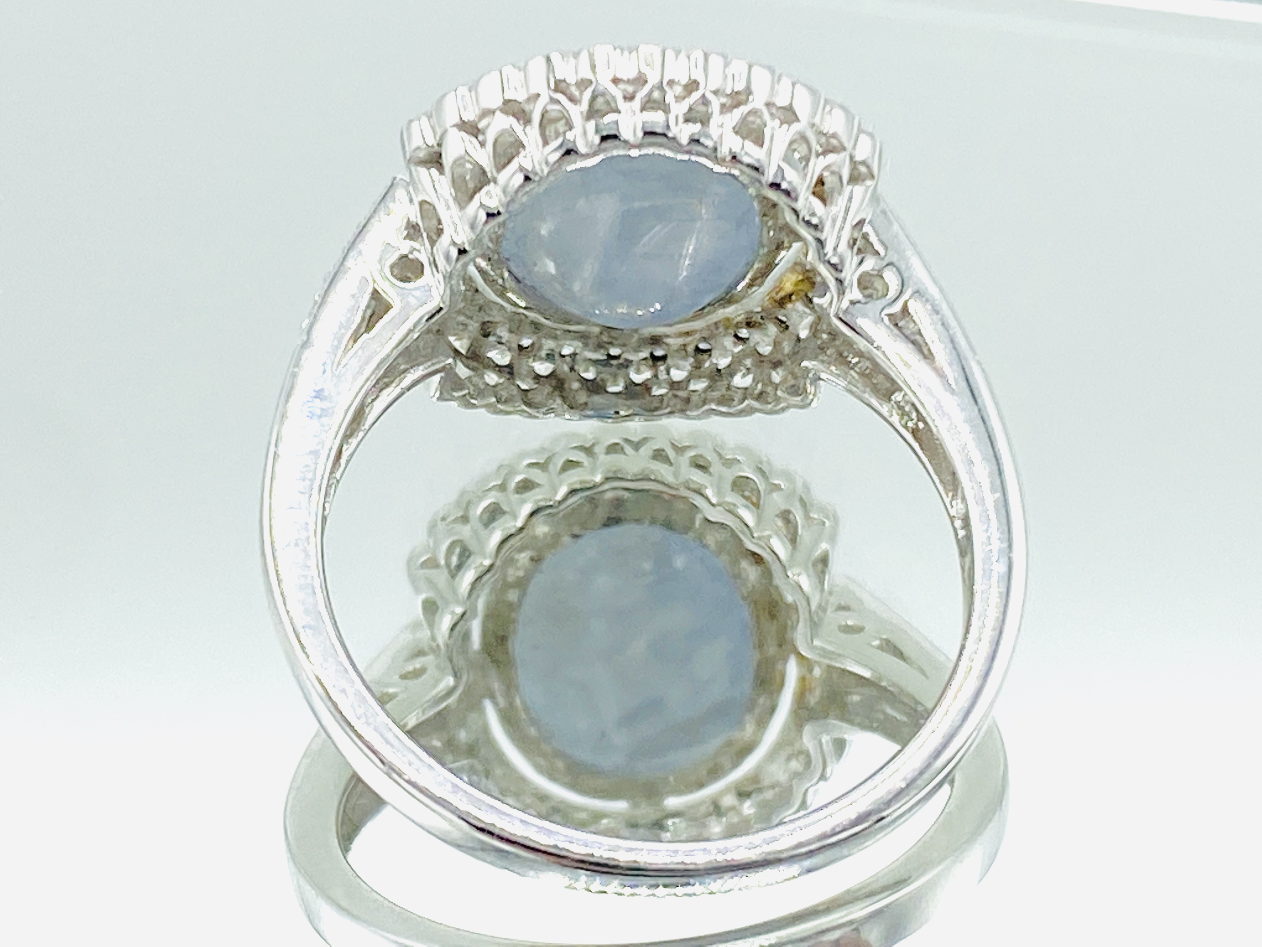 18ct gold, sapphire and diamond ring - Image 3 of 3