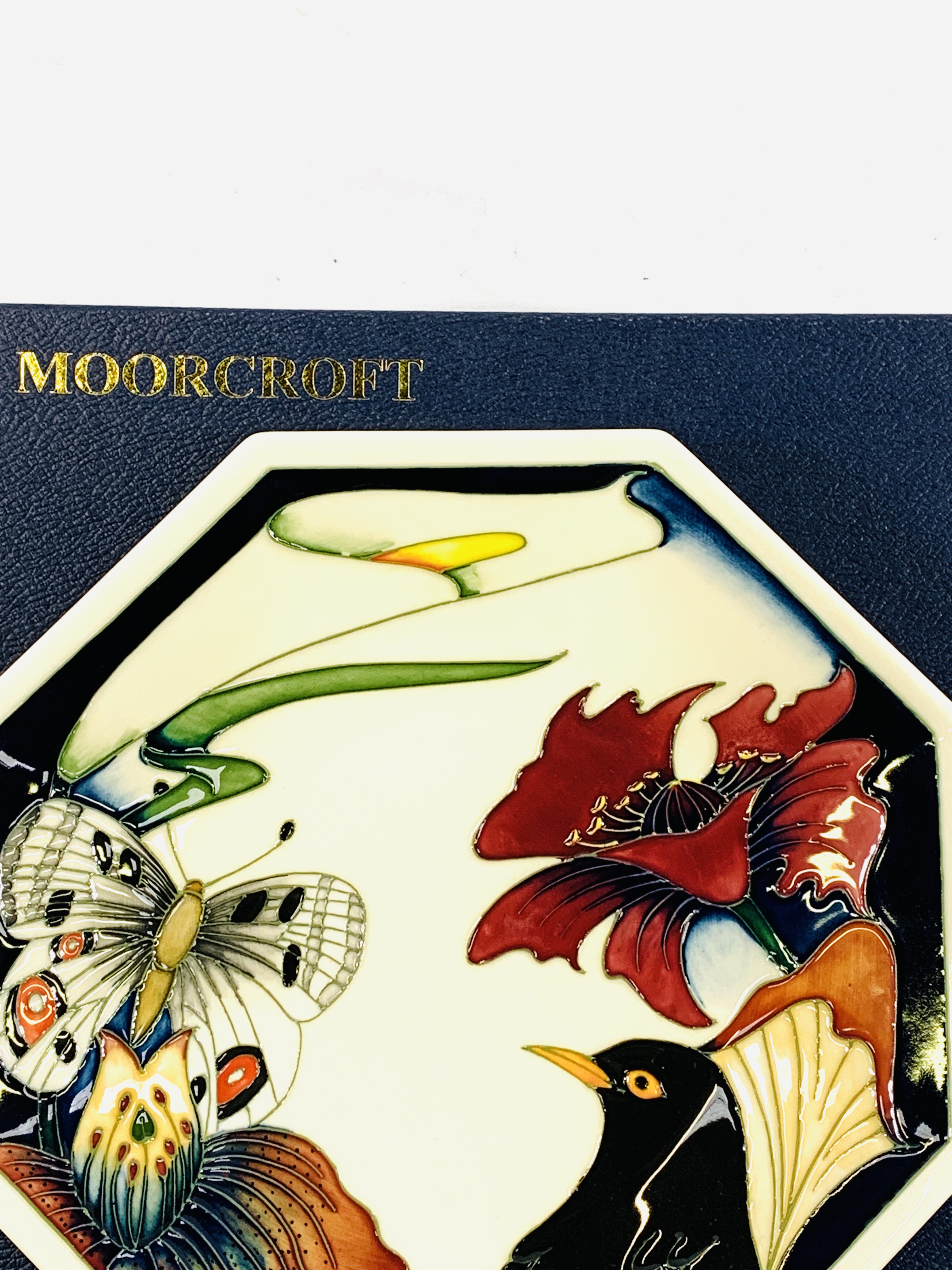 Boxed Moorcroft plate - Image 3 of 3