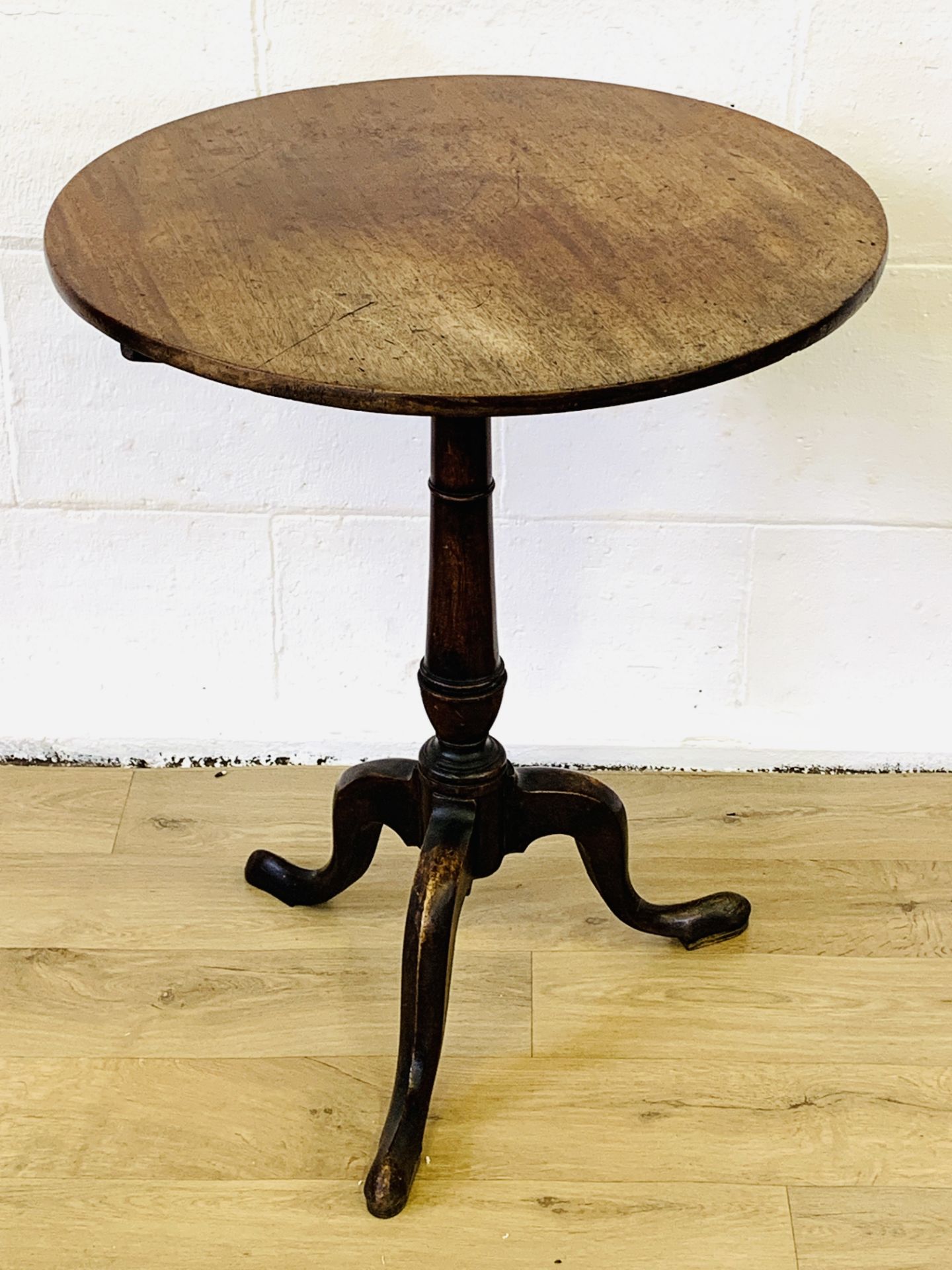 Tilt top occasional table