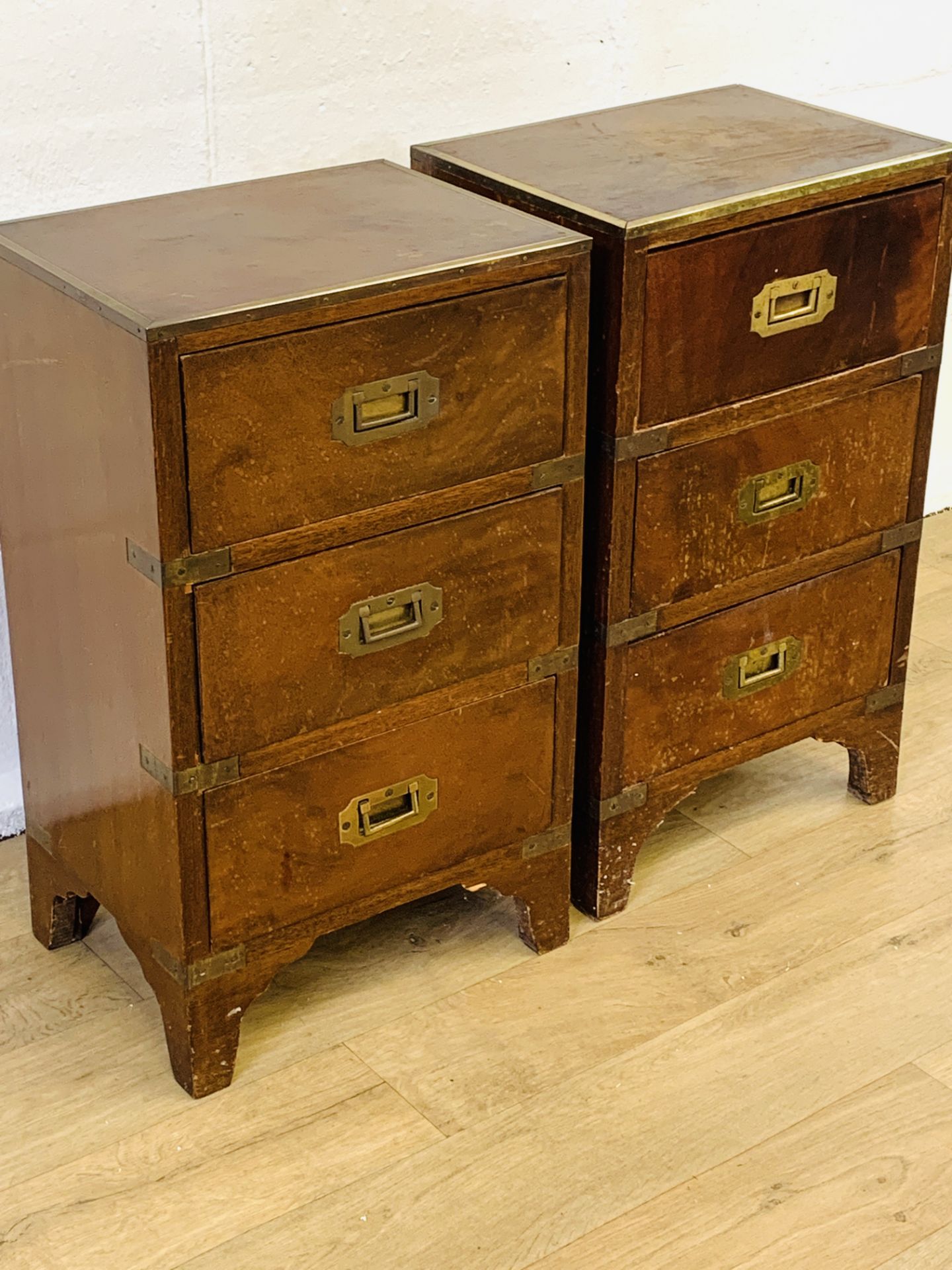 Pair of bedside cabinets - Image 5 of 5