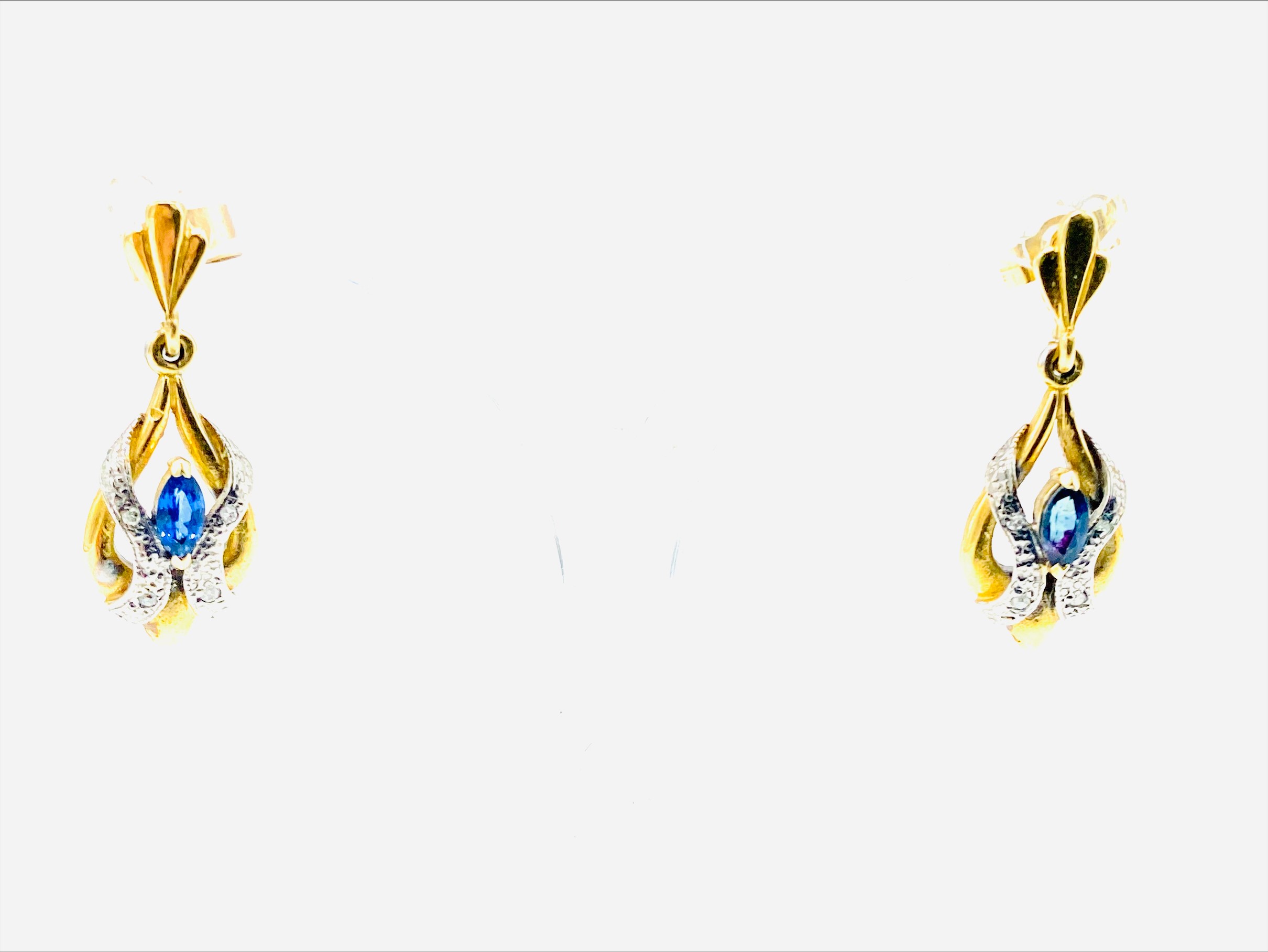 9ct gold sapphire and diamond earrings and matching pendant