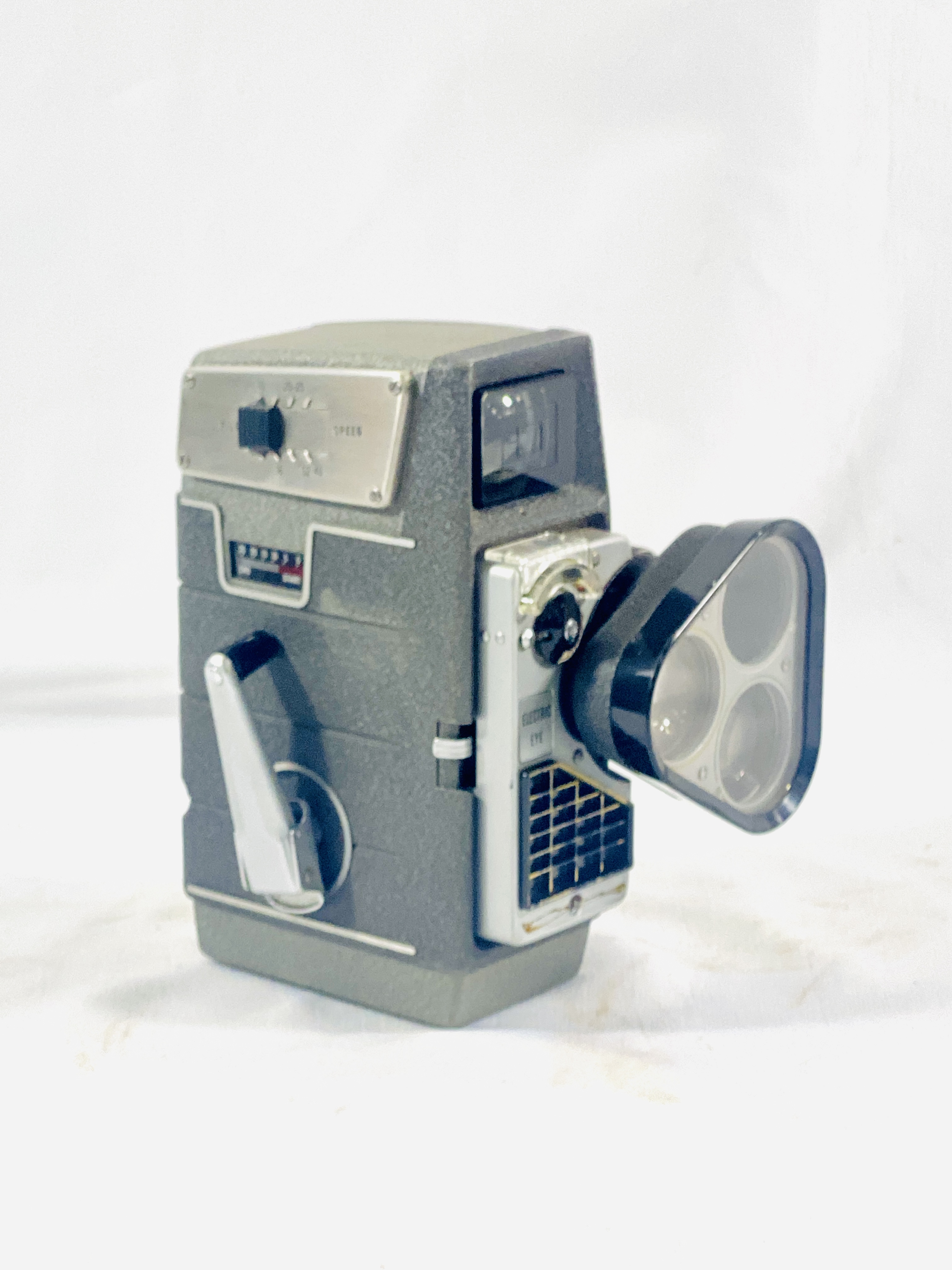 An 8mm camera together with two other cameras - Image 6 of 9