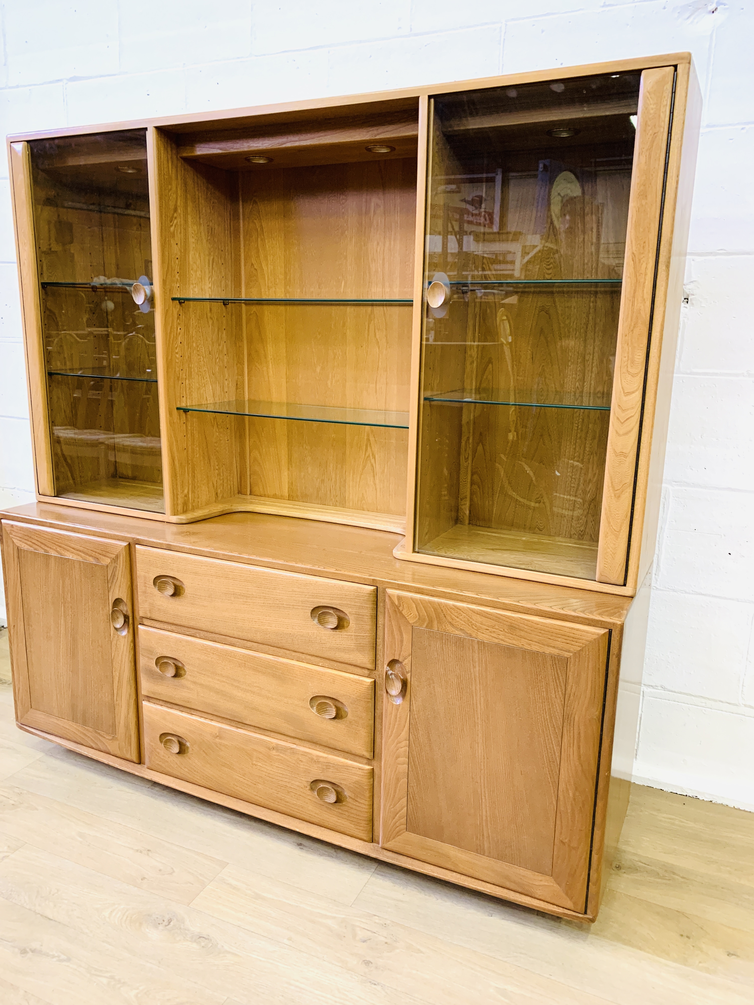 Ercol sideboard - Image 3 of 6