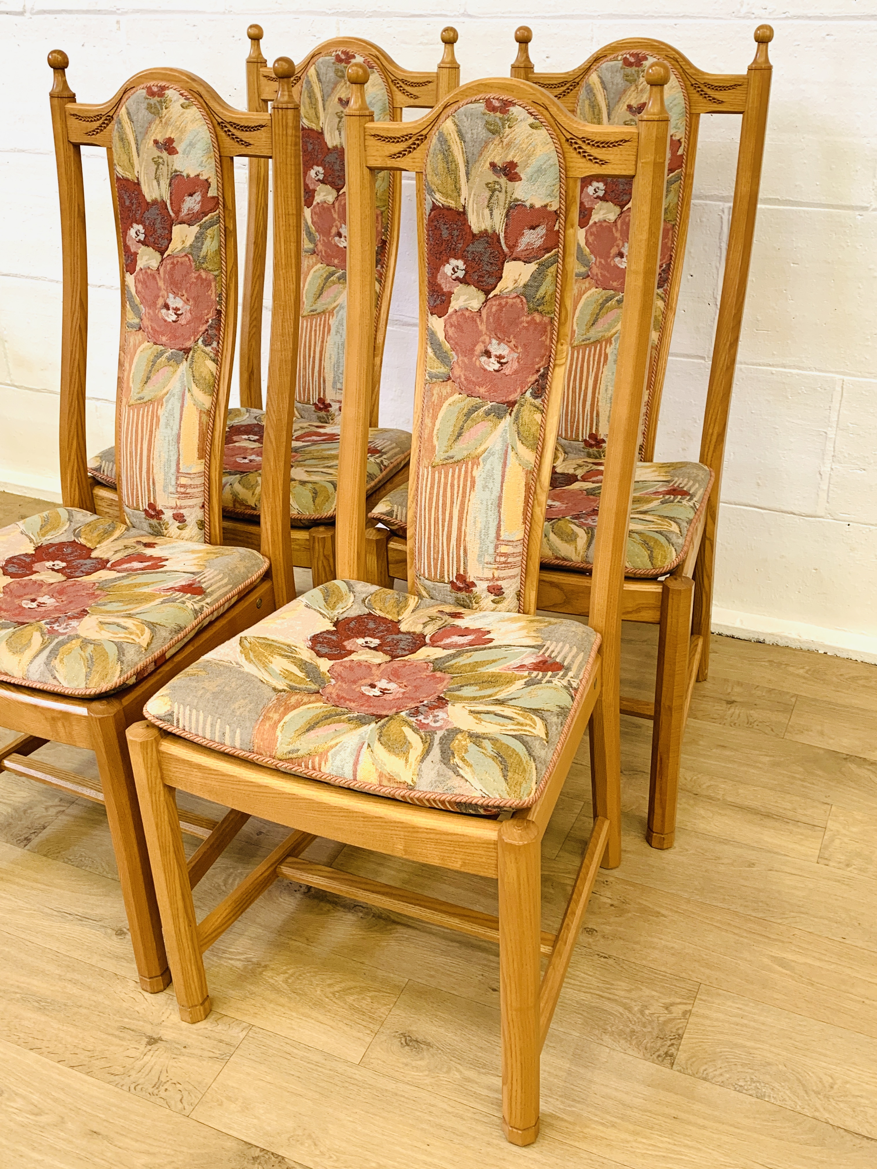 Four Ercol dining chairs - Image 3 of 5