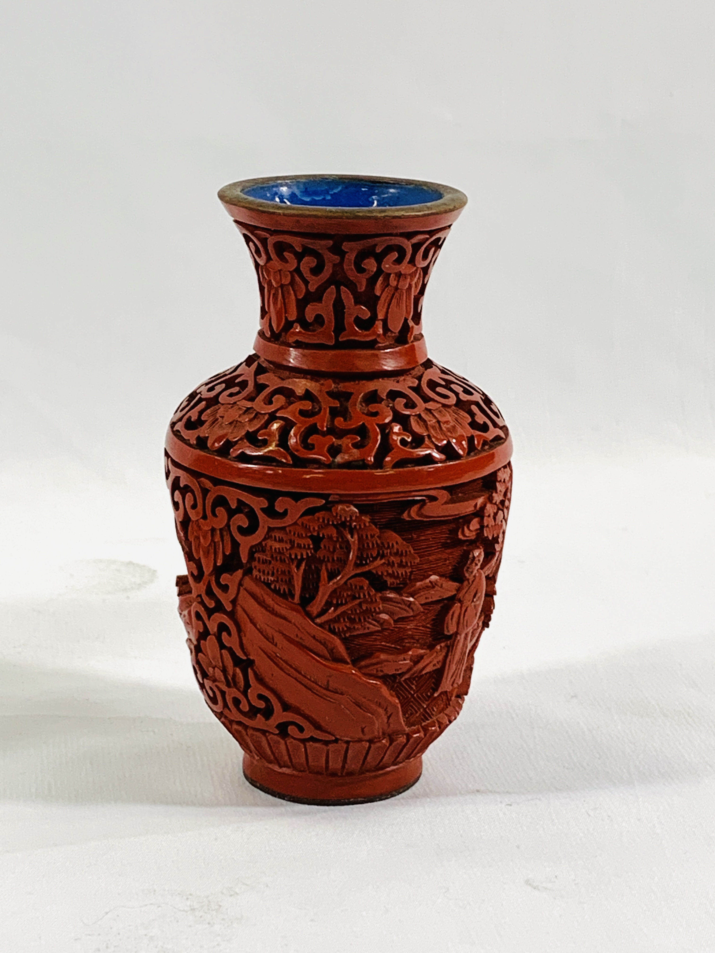 A cloisonne censer and a cinnabar vase - Image 5 of 5