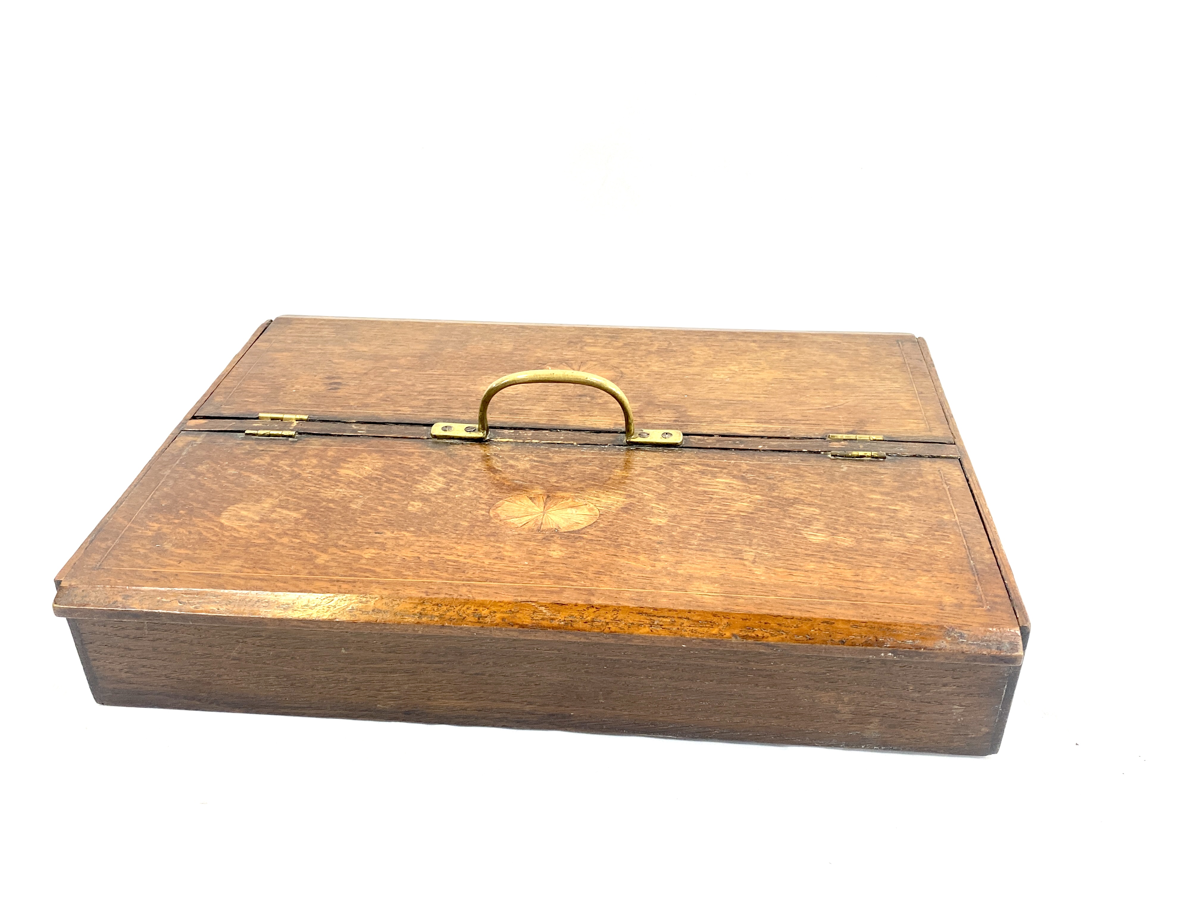 Oak cutlery box with lifting lid