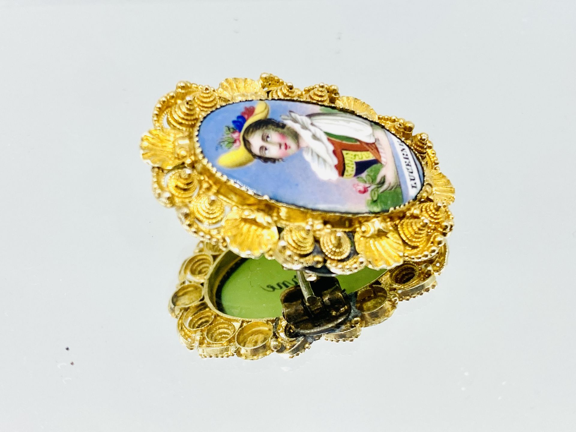 Gold brooch with enamel portrait - Bild 3 aus 5