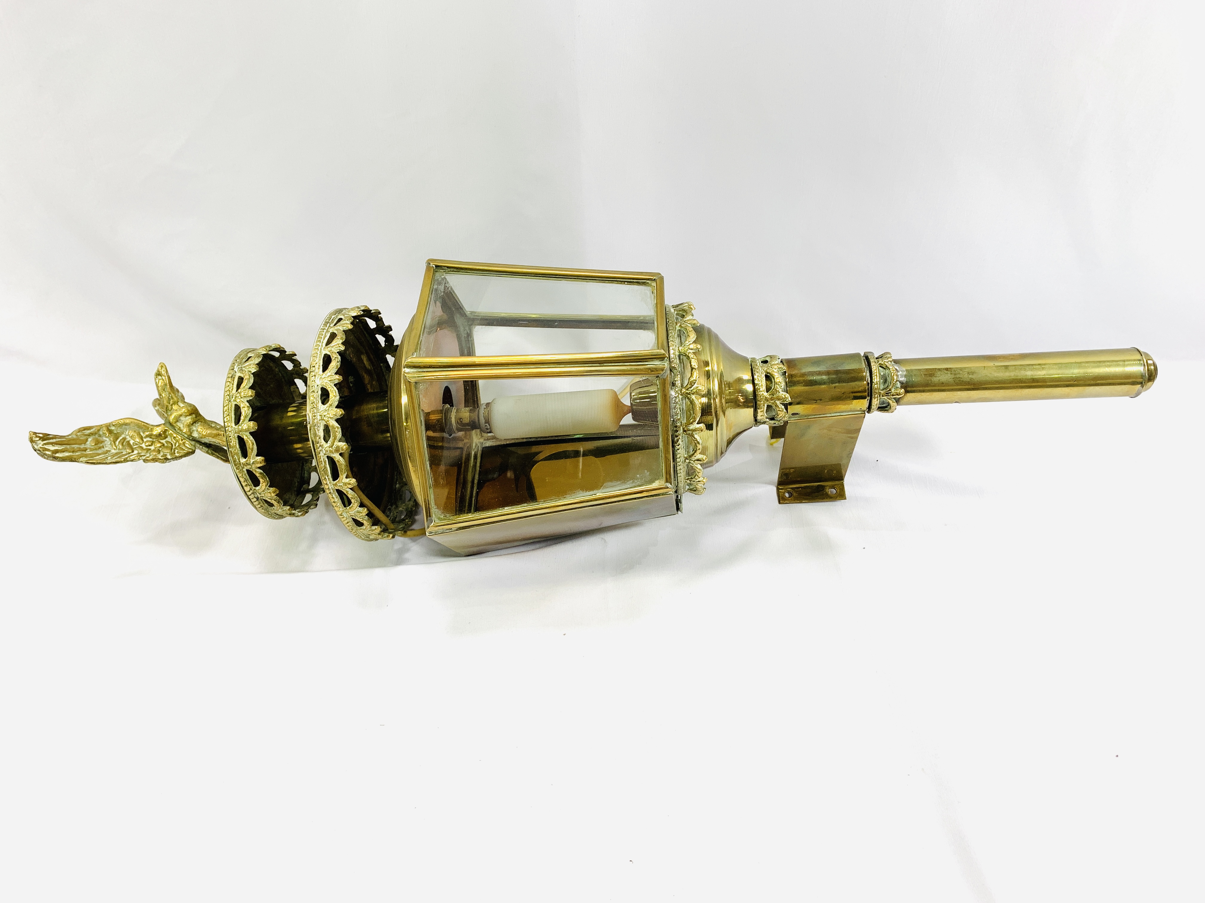Pair of brass bracket lamps - Image 3 of 4