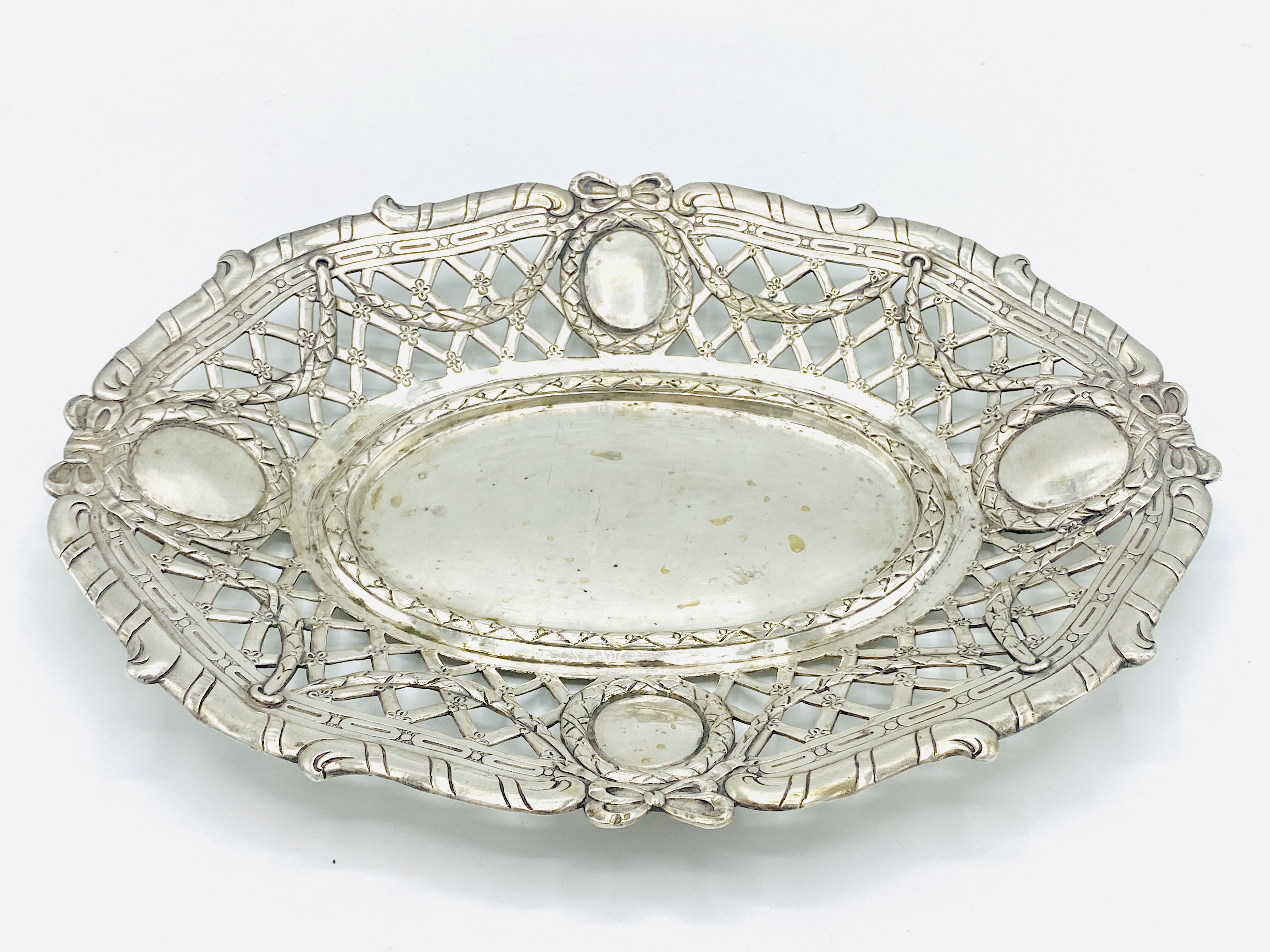 German Hanau silver pierced dish - Image 2 of 4