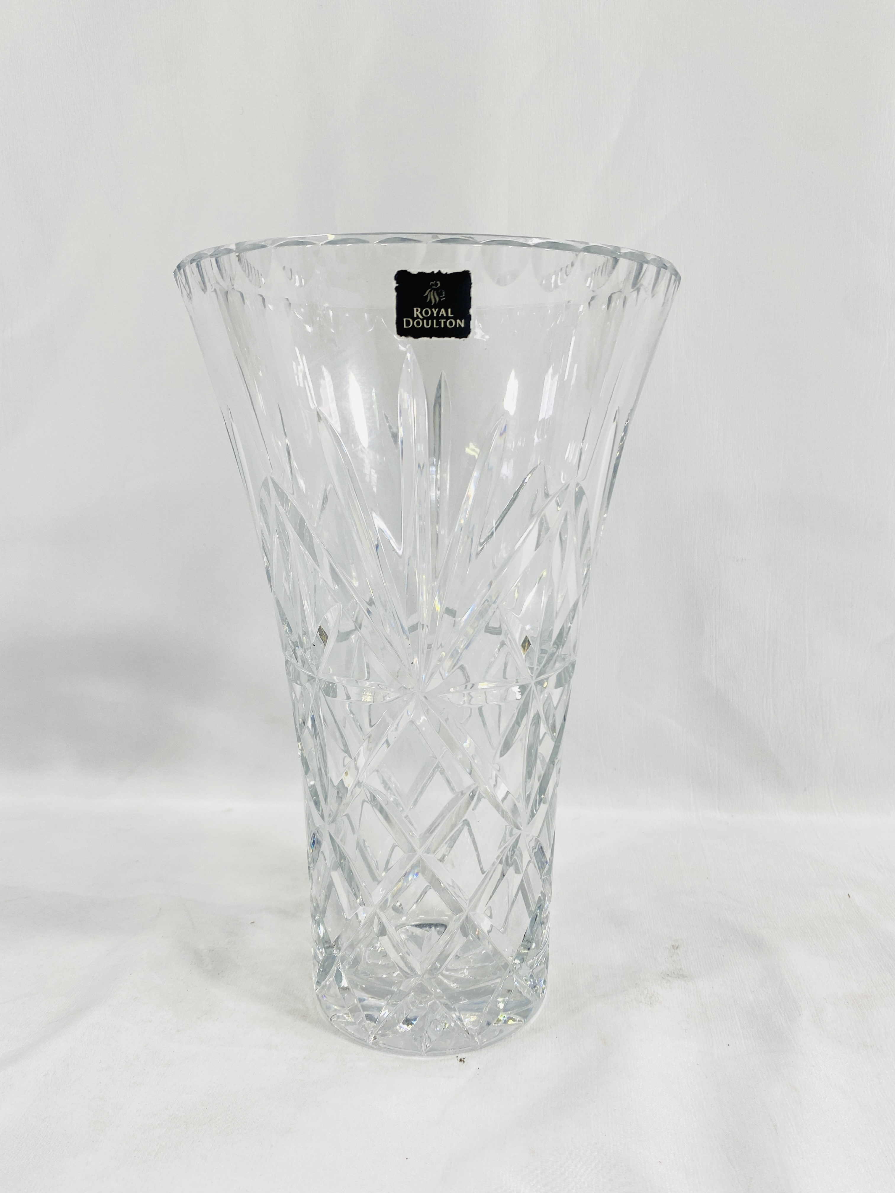 A Royal Doulton cut glass vase and other glassware - Image 6 of 9