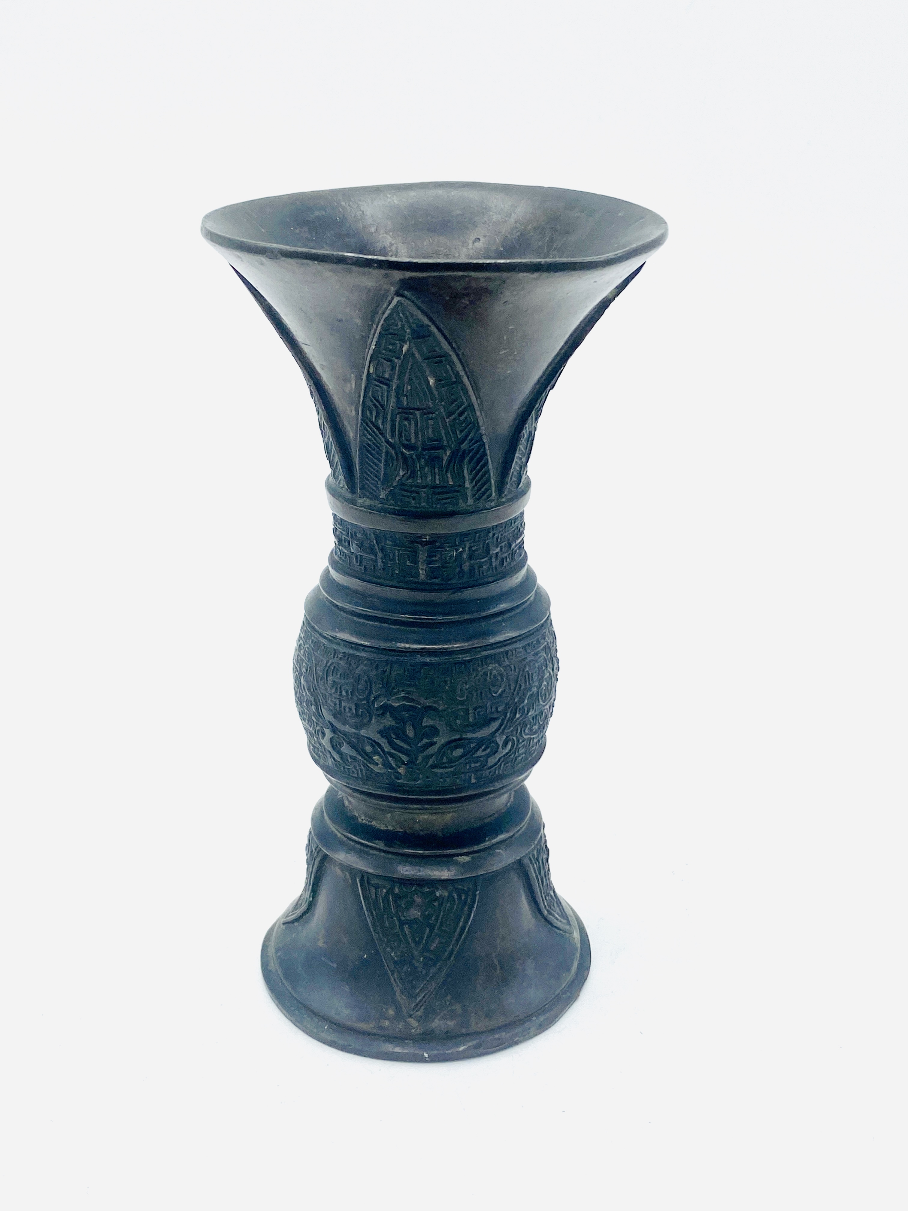 Chinese bronze Gu vase - Image 3 of 4