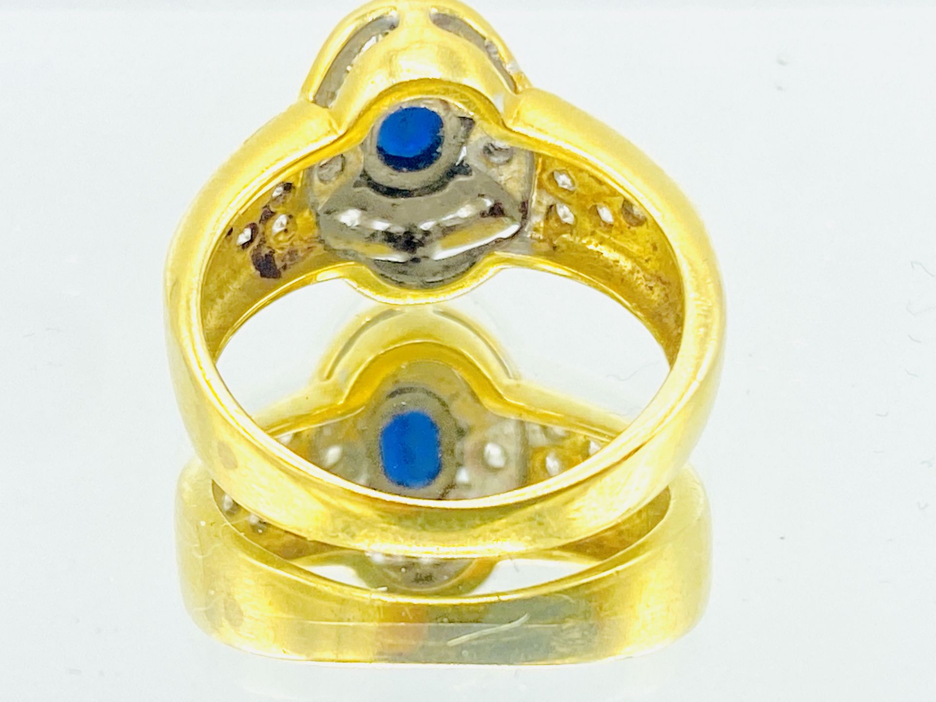 18ct gold, diamond and sapphire ring - Bild 3 aus 4
