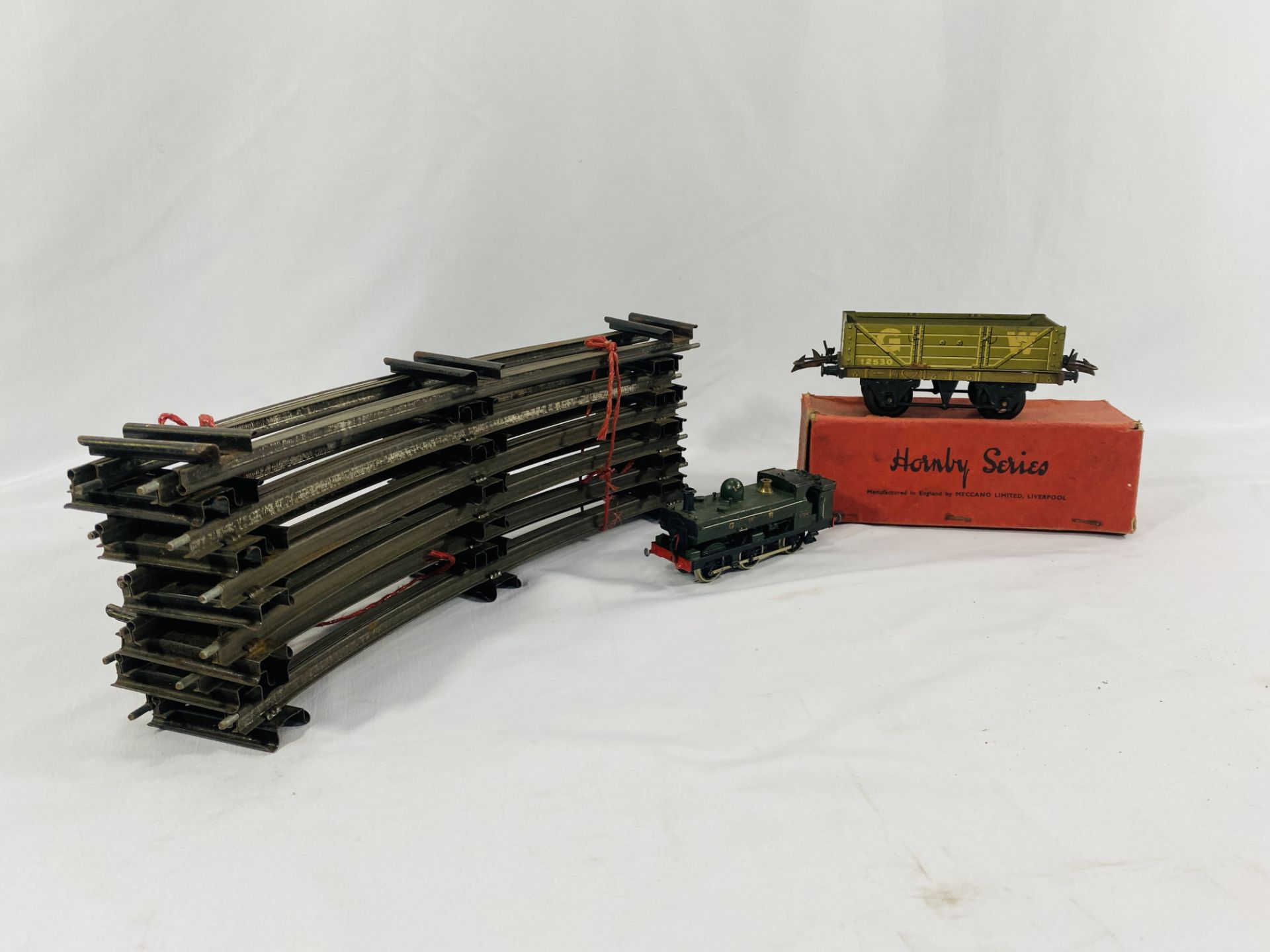 A boxed Hornby 0 gauge wagon together with a quantity of 0 gauge track - Image 2 of 4