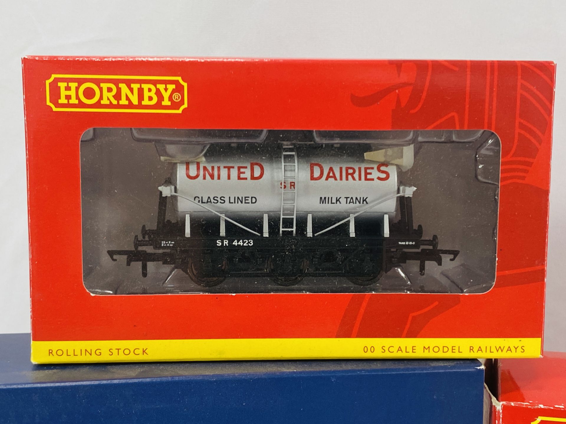 Three boxed Hornby 00 gauge locomotives and other items - Image 4 of 4