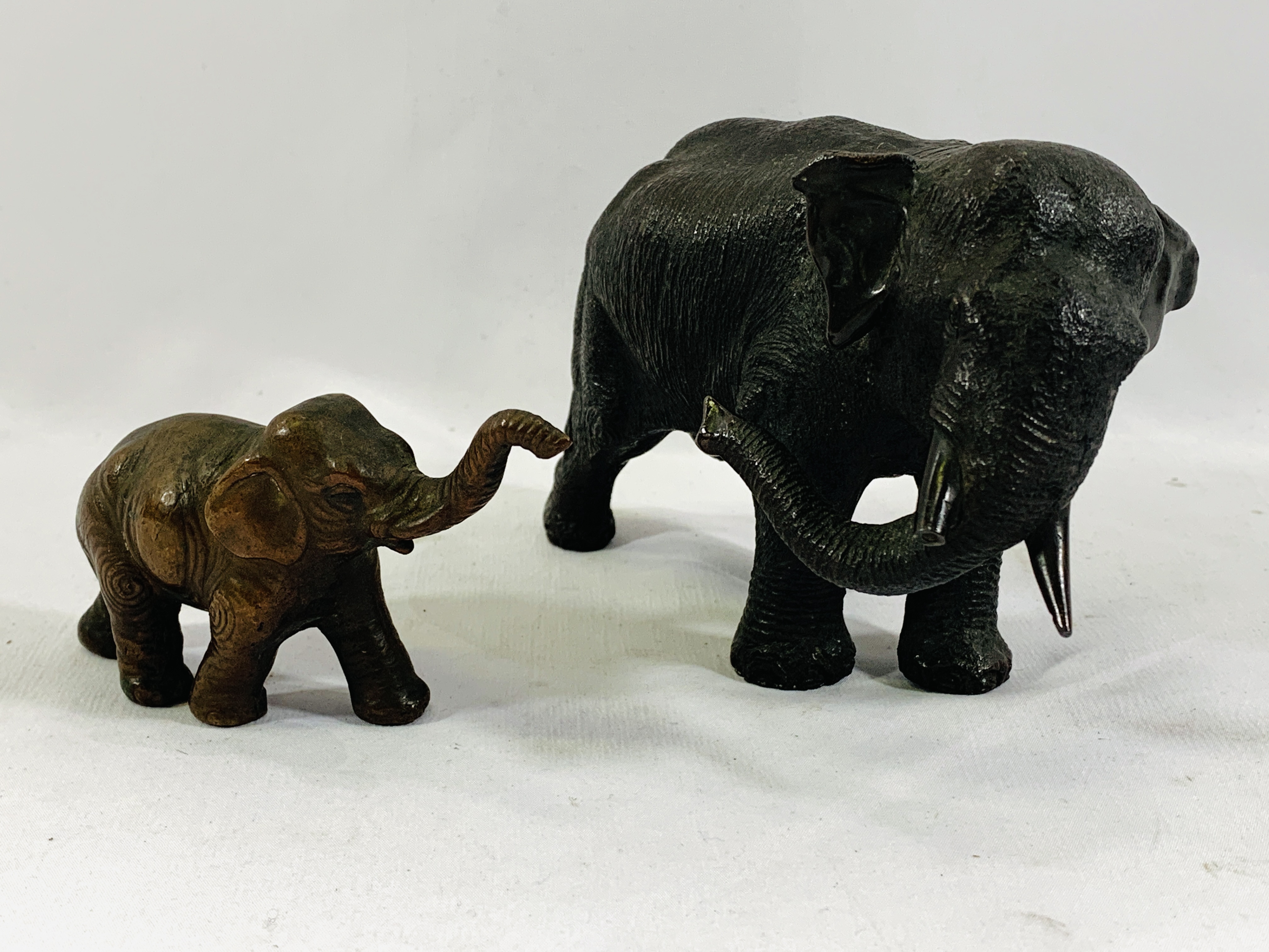 Two bronze elephants - Image 2 of 4