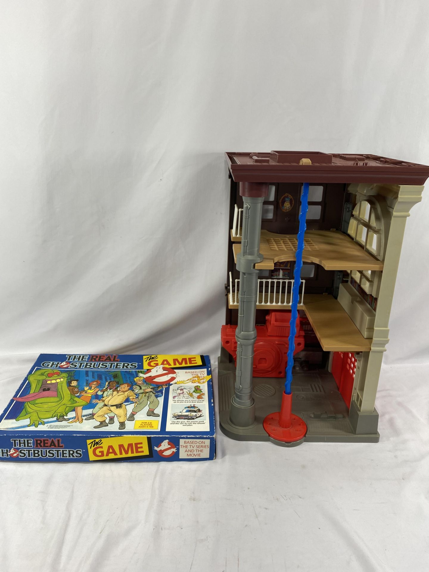 Ghostbusters fire station and board game